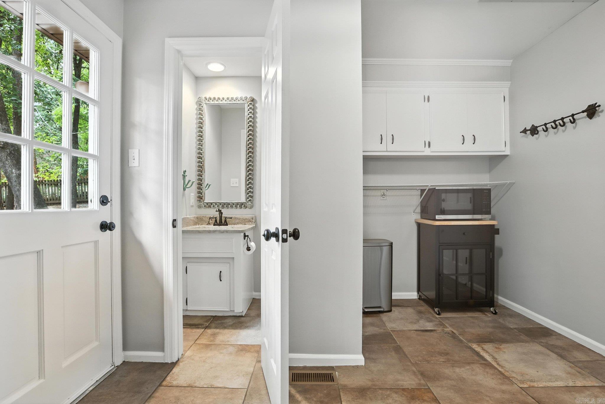 ST CHARLES ADDN - Residential