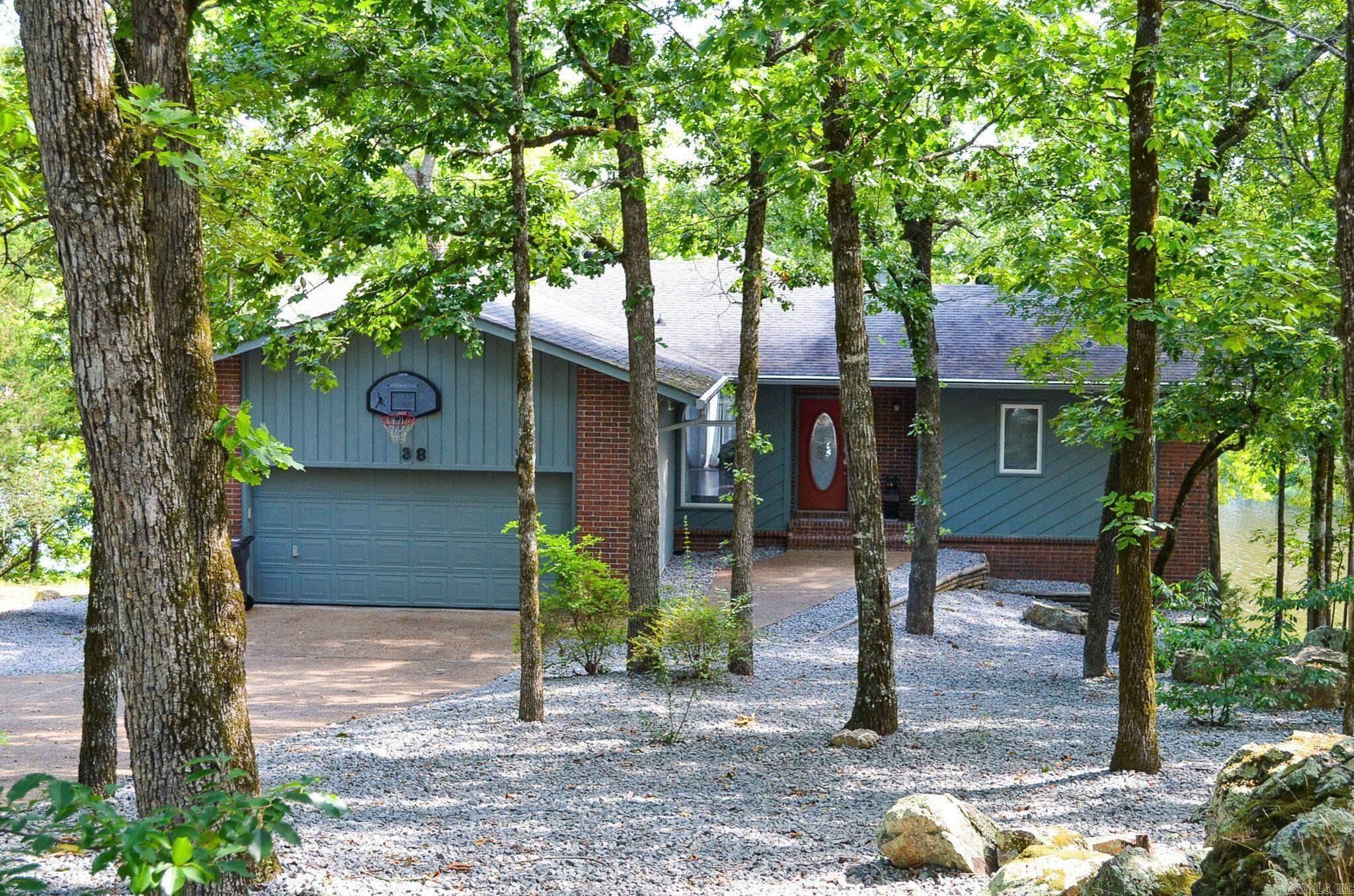 OPEN THE FRONT DOOR TO A BEAUTIFUL WIDE VIEW OF LAKE PINEDA, 3 BEDROOM, 2 FULL BATHS AND 1/2 BATH, 2 LEVEL HOME COMPLETELY REMODELED, KITCHEN BAR, ALSO HAS A WHOLE HOUSE CENTRAL VAC SYSTEM, LIVING ROOM, DINING ROOM AND EAT IN KITCHEN, ARKANSAS ROOM  2 CAR GARAGE, LOT HAS BEEN NEWLY LANDSCAPED AND HAS A SEA WALL AND A NEW LARGE COVERED BOAT DOCK. A SITTING AREA BY LAKE WITH A FIRE PIT. FULLY FURNISHED, EXCEPT FOR SOME OWNERS PERSONAL ITEMS.  SEE AGENT REMARKS