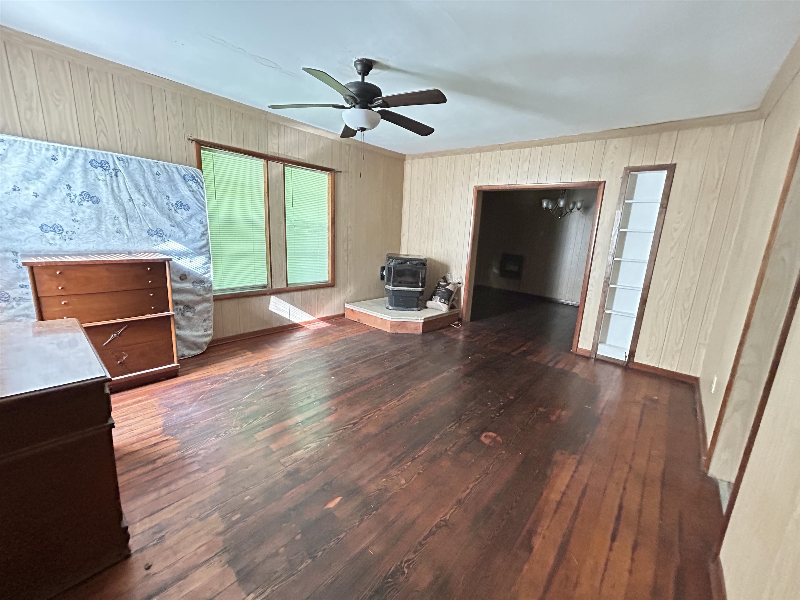 Metes & Bounds - Commercial Sale