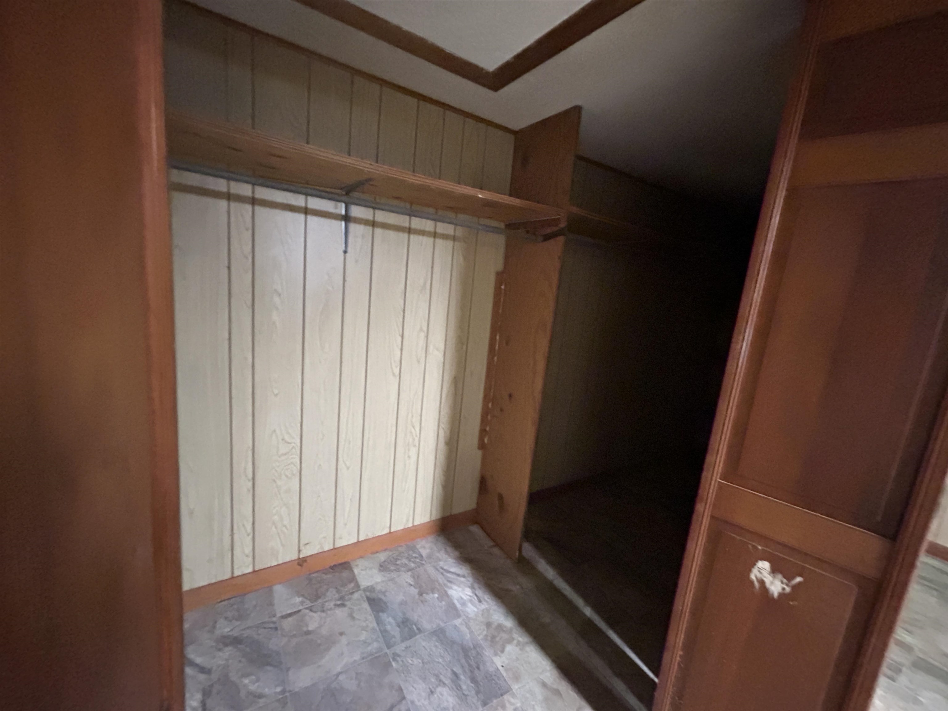 Metes & Bounds - Commercial Sale