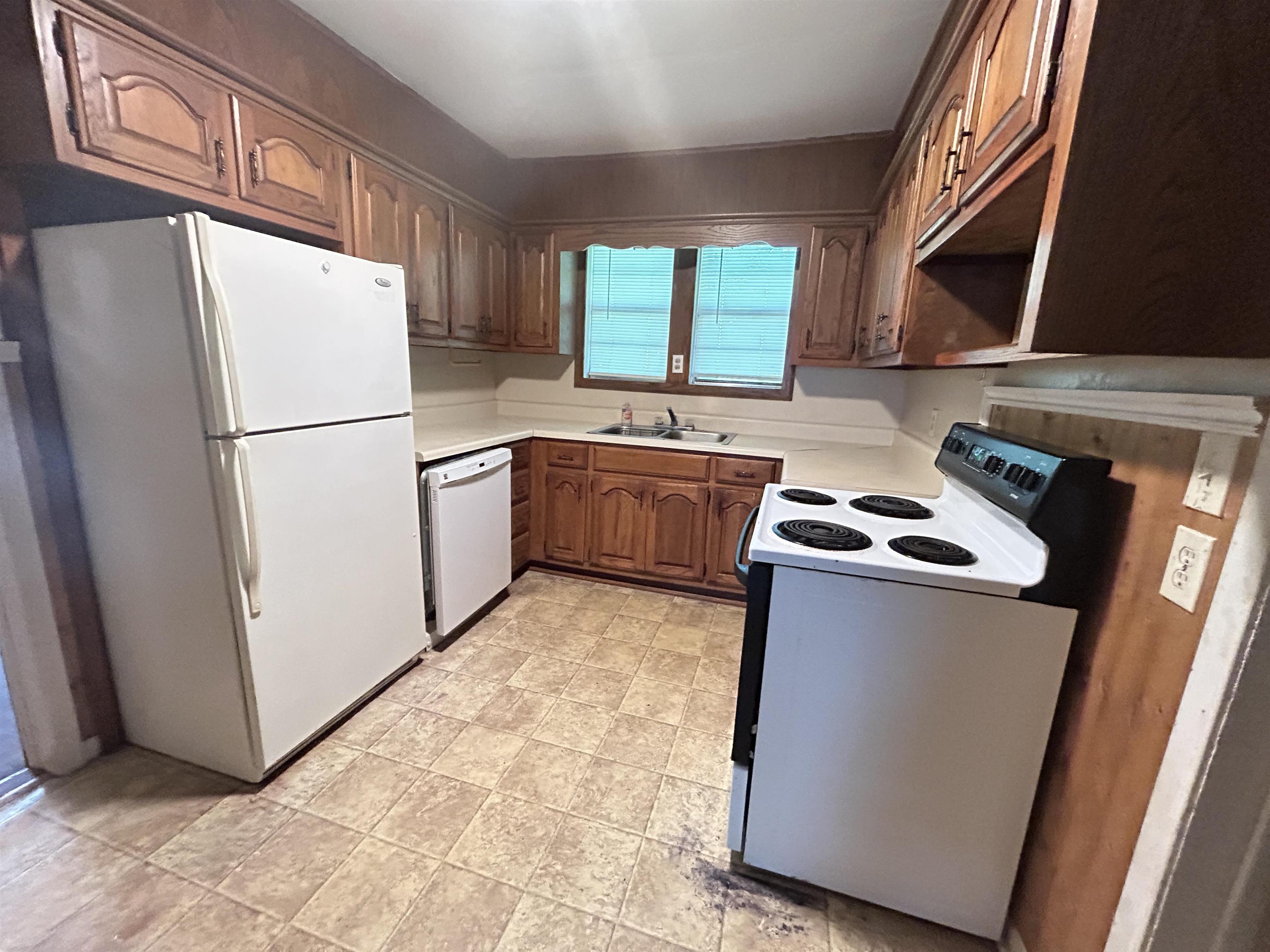 Metes & Bounds - Commercial Sale