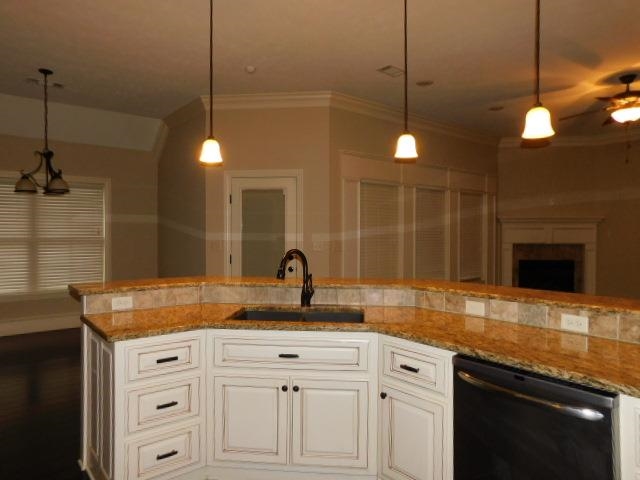SADDLEBROOK EST - Residential