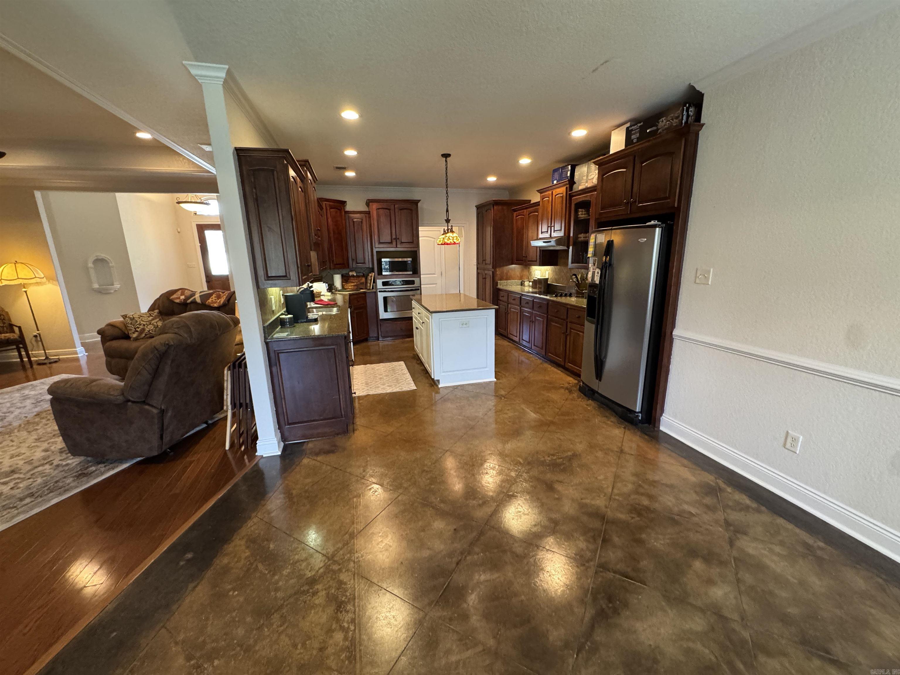 MILLERS CROSSING - Residential