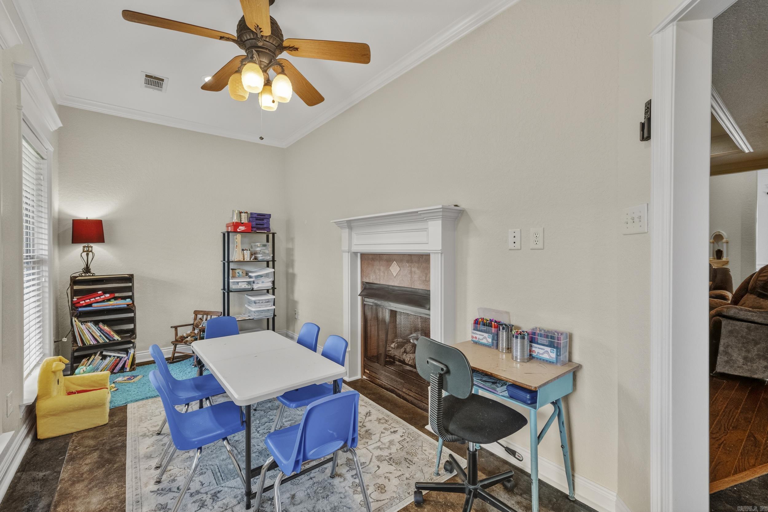 MILLERS CROSSING - Residential