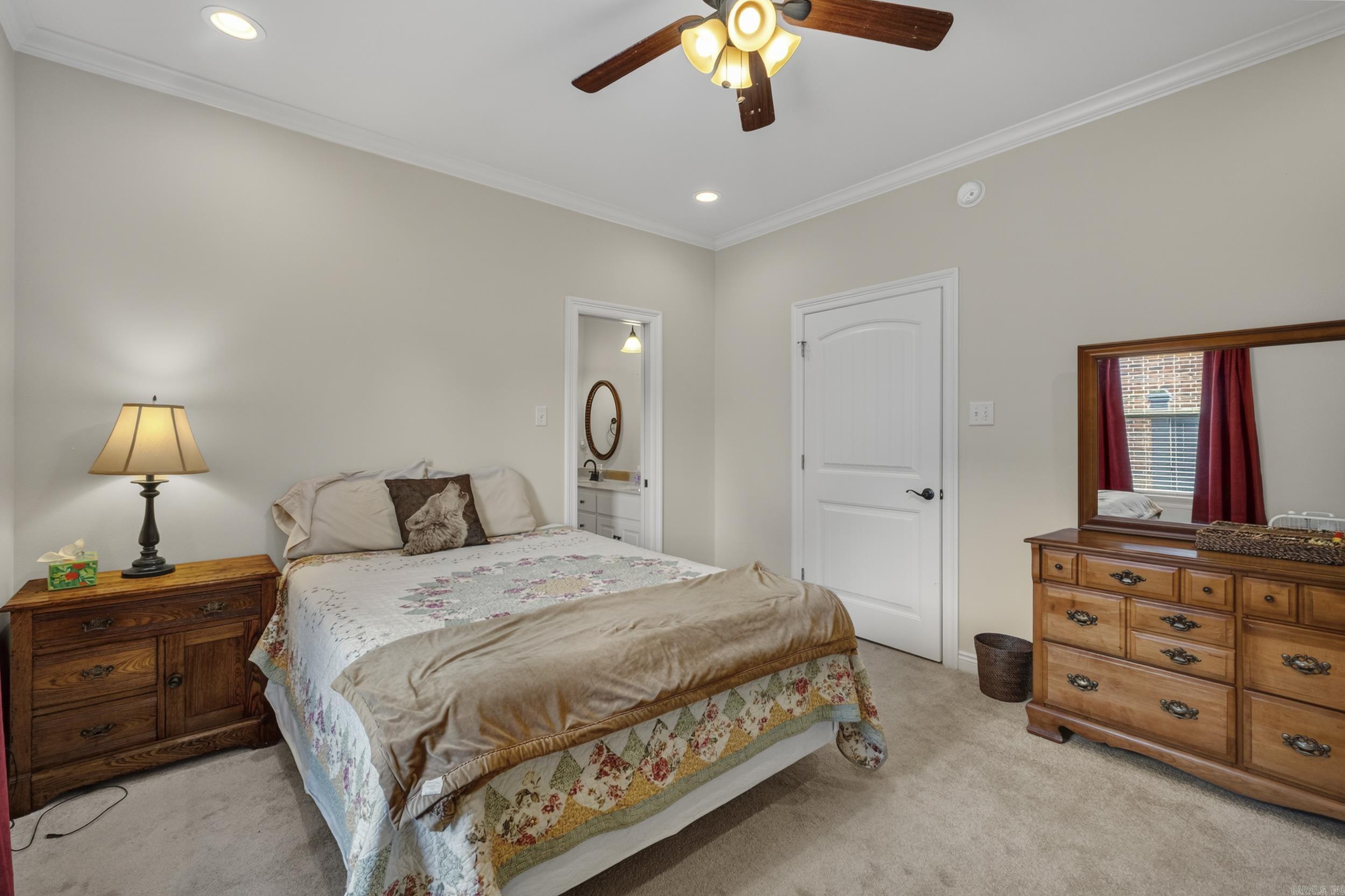 MILLERS CROSSING - Residential
