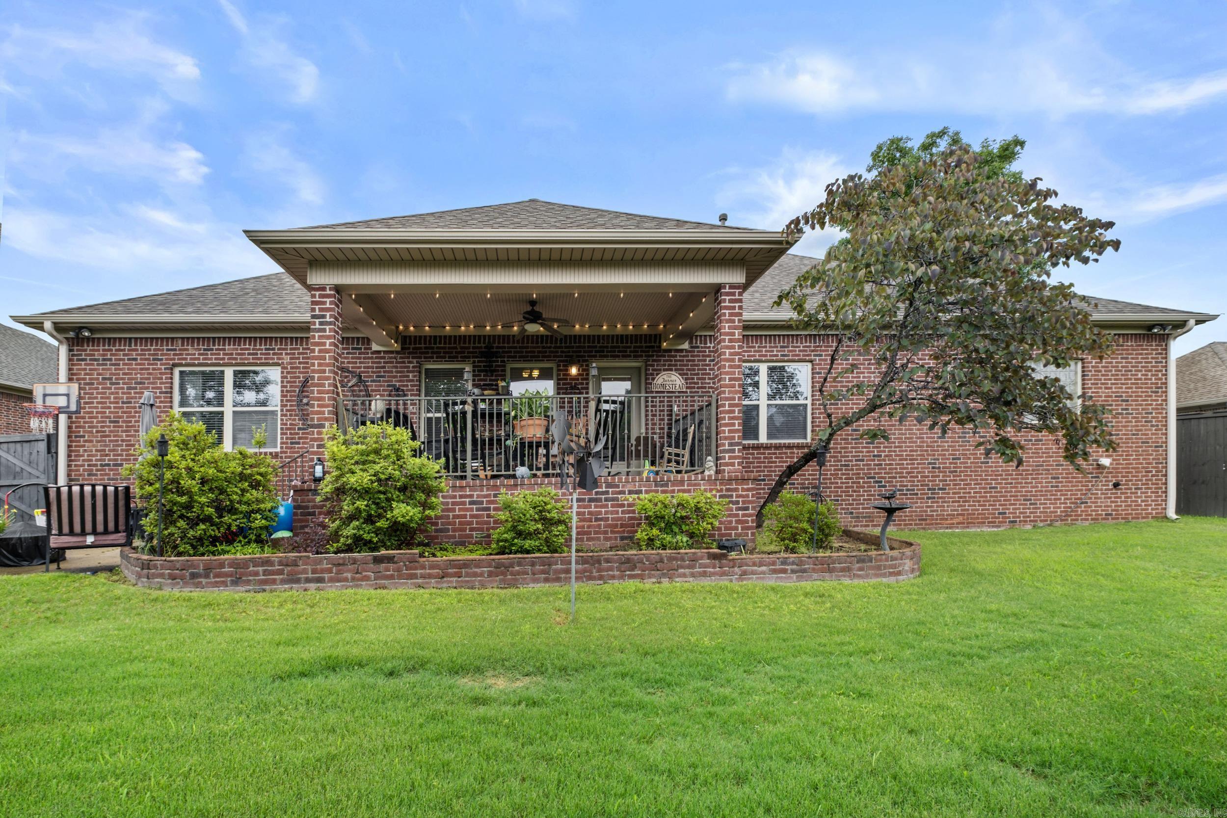 MILLERS CROSSING - Residential