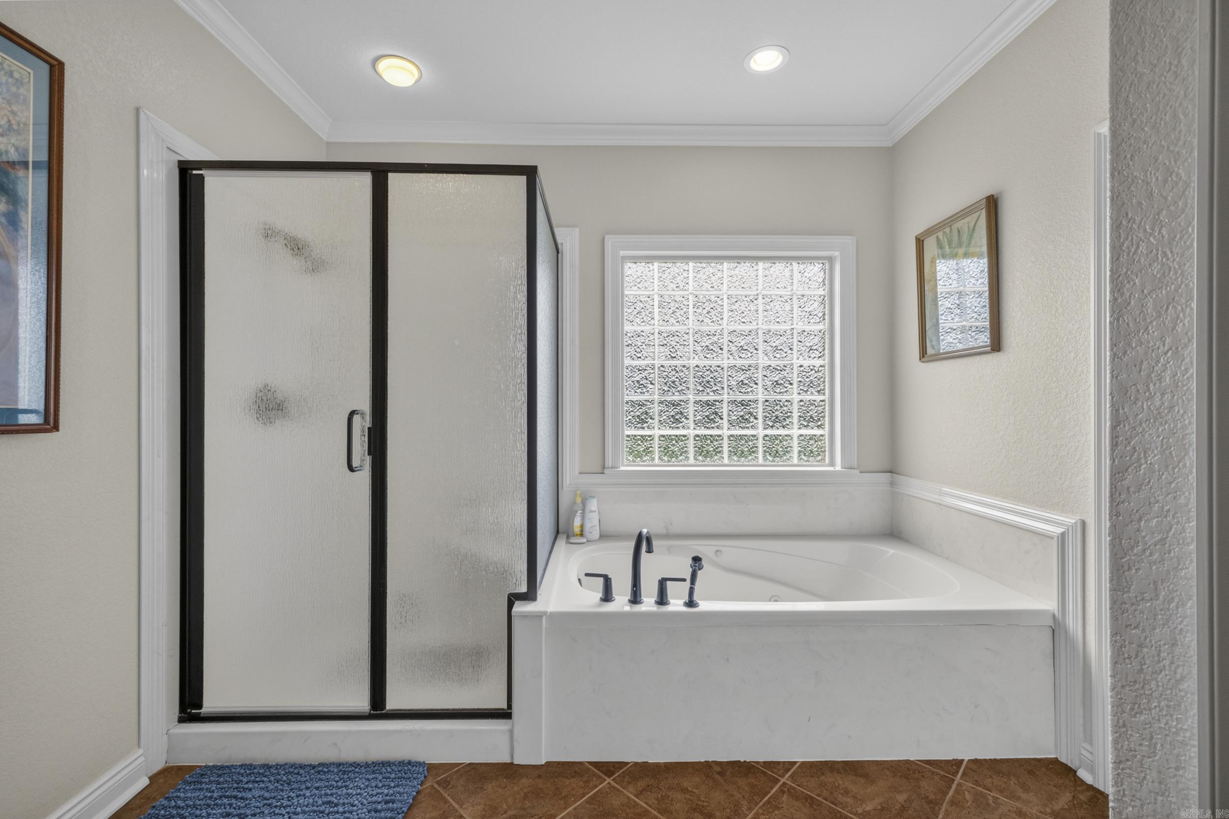 MILLERS CROSSING - Residential