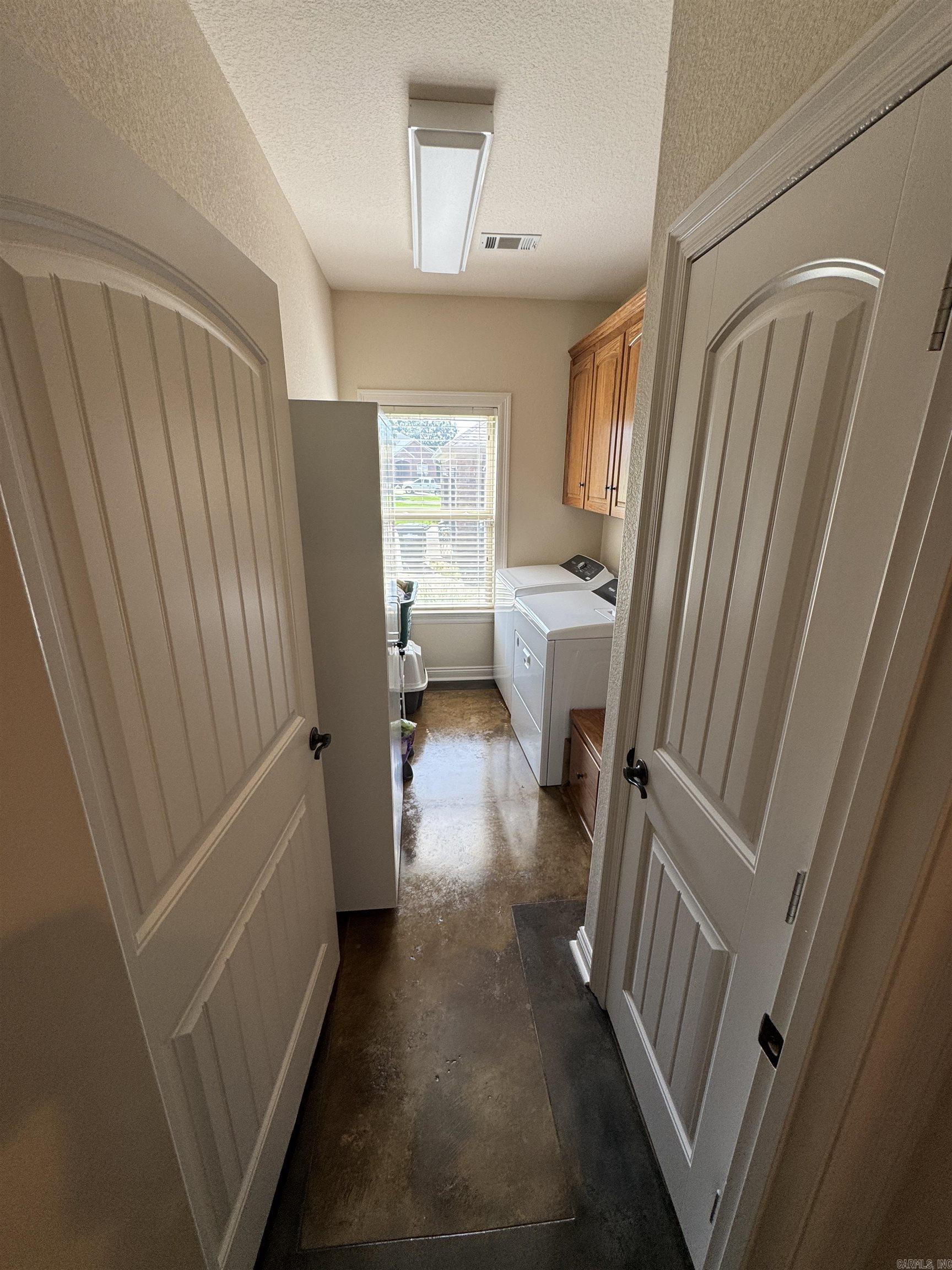MILLERS CROSSING - Residential