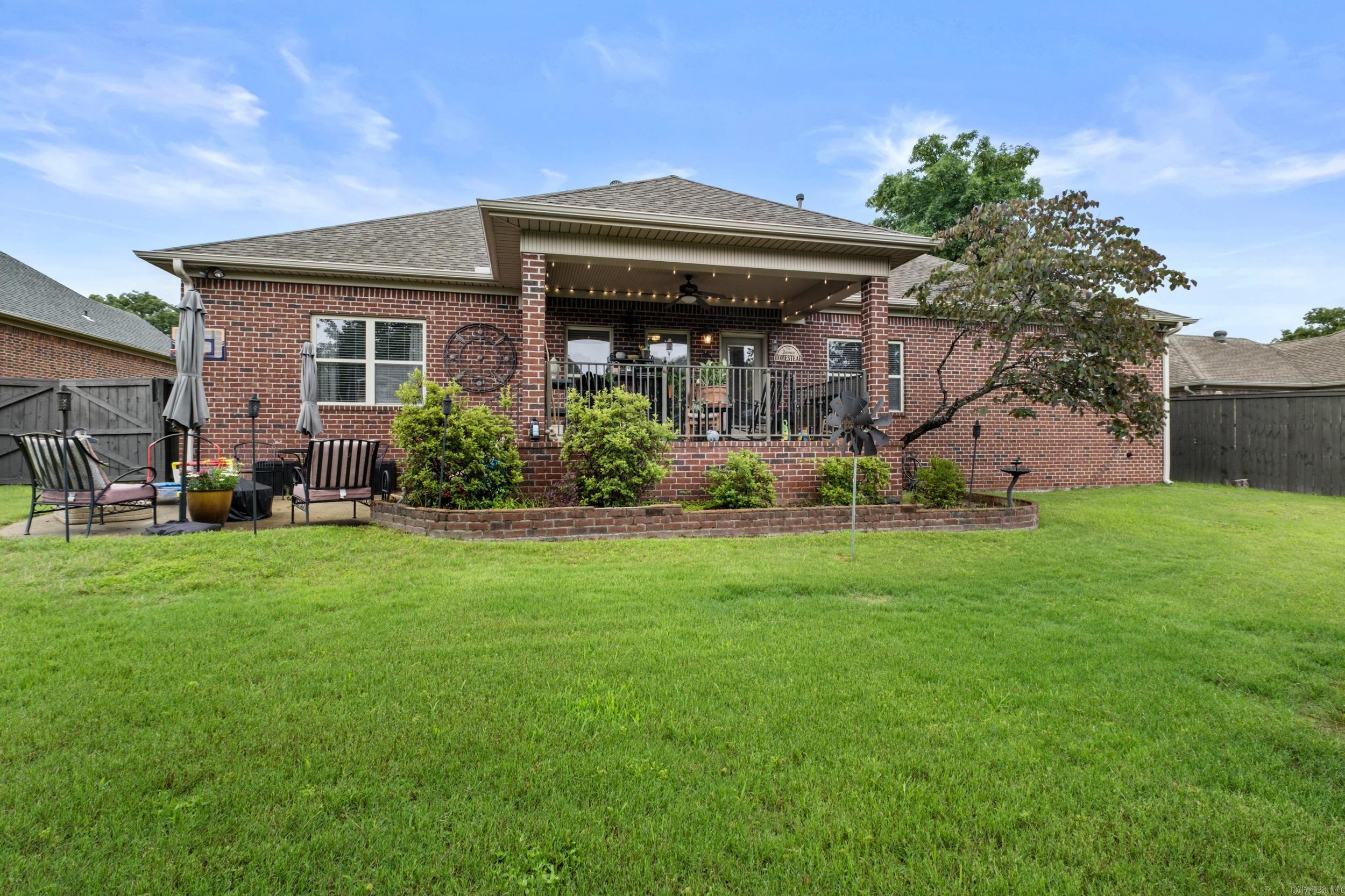 MILLERS CROSSING - Residential