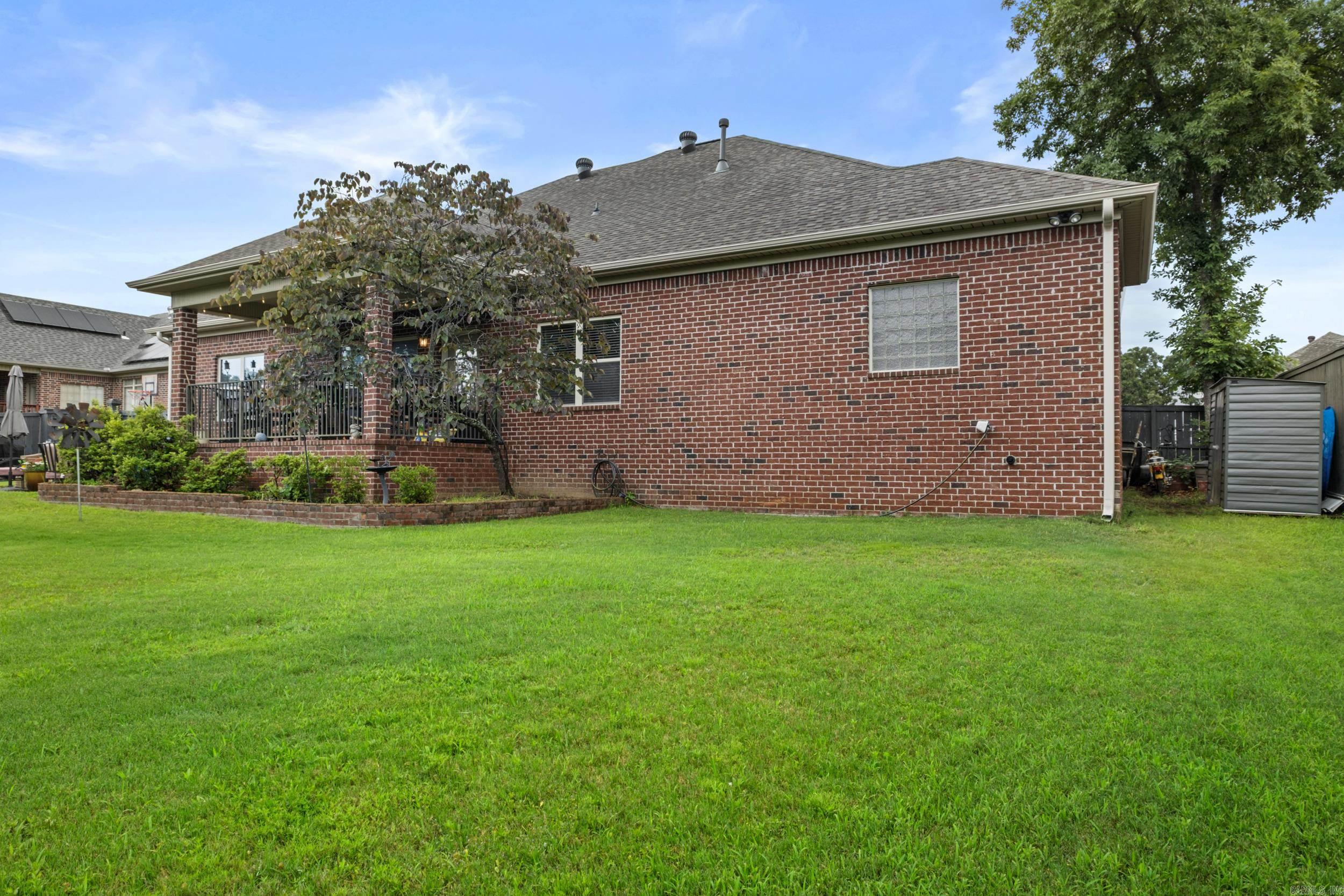 MILLERS CROSSING - Residential