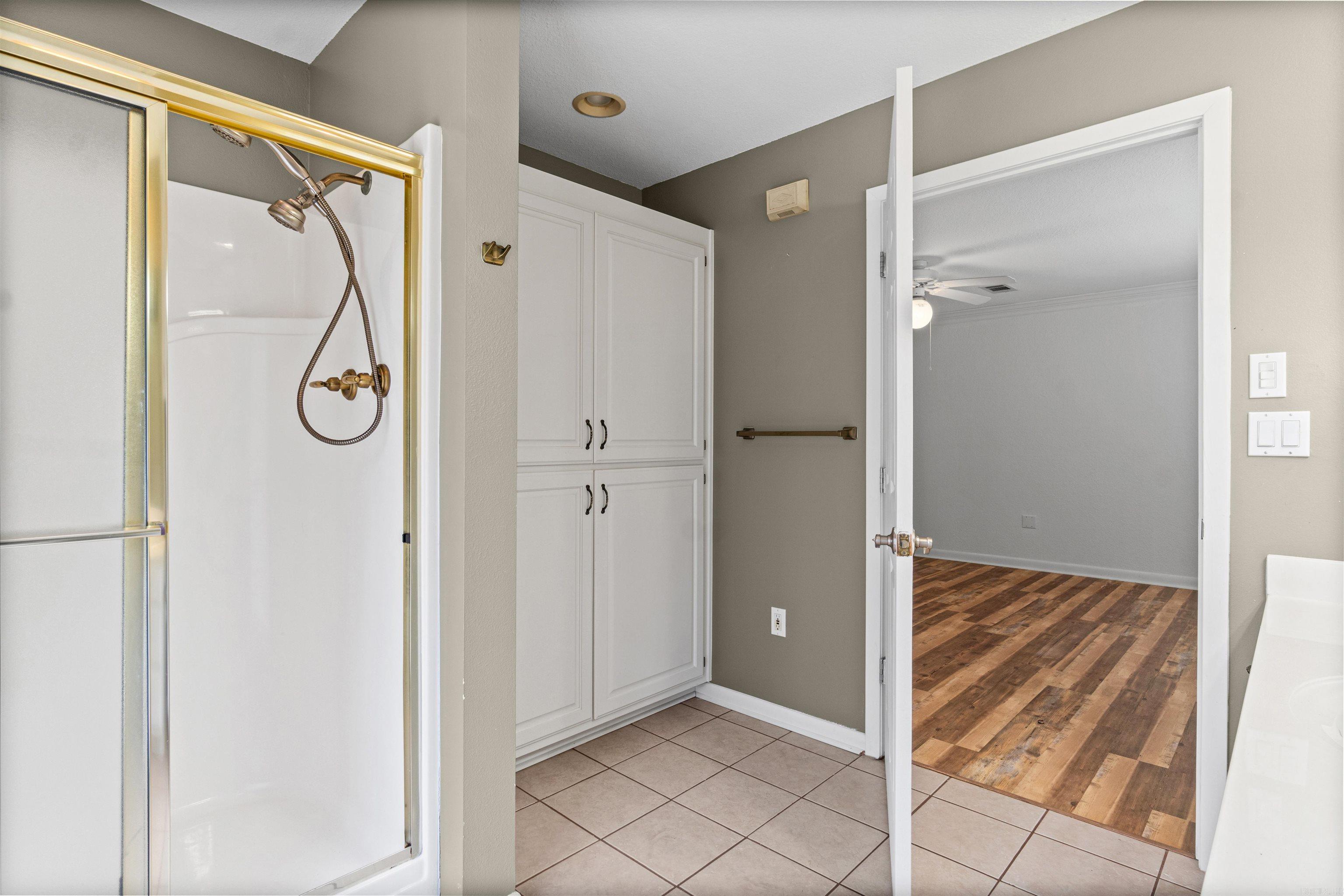 River Oaks - Residential