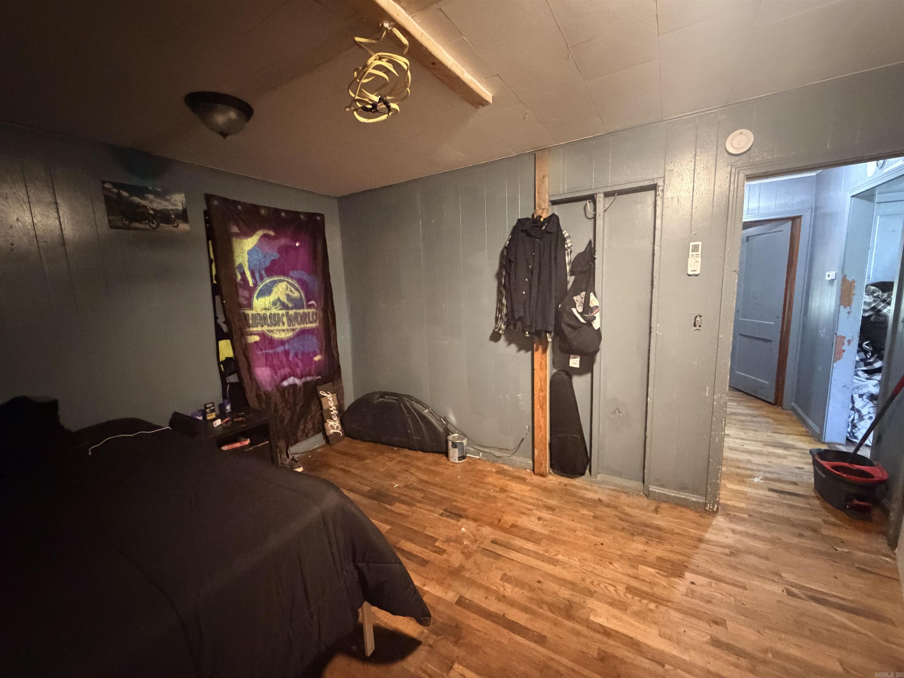 M&B PIGGOTT 2-20-8 - Residential
