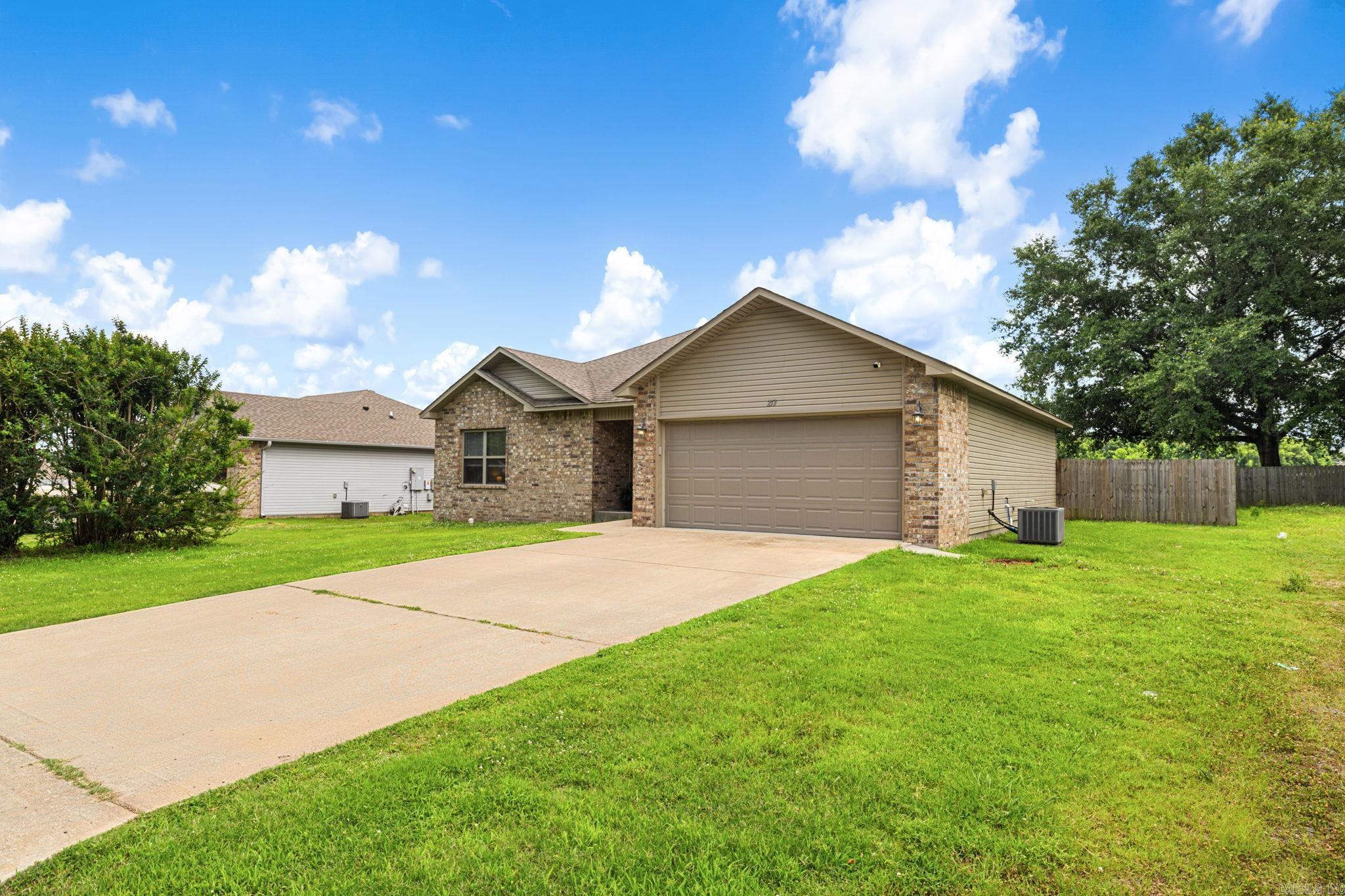 LILLY ANN WEST - Residential