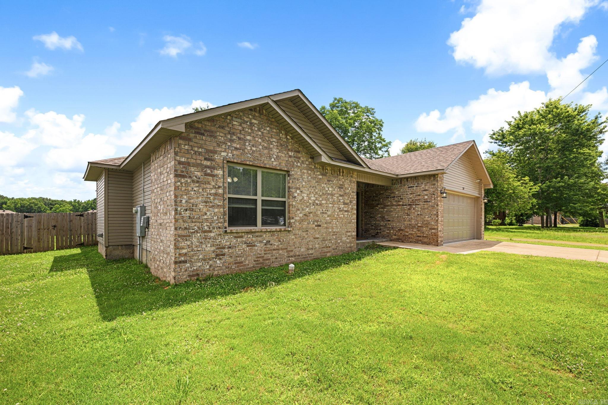 LILLY ANN WEST - Residential