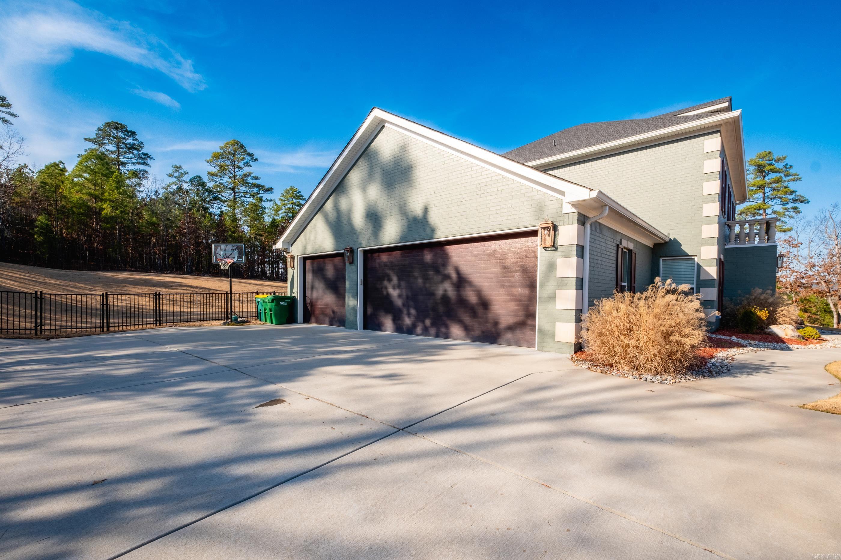 WATERVIEW ESTATES - Residential