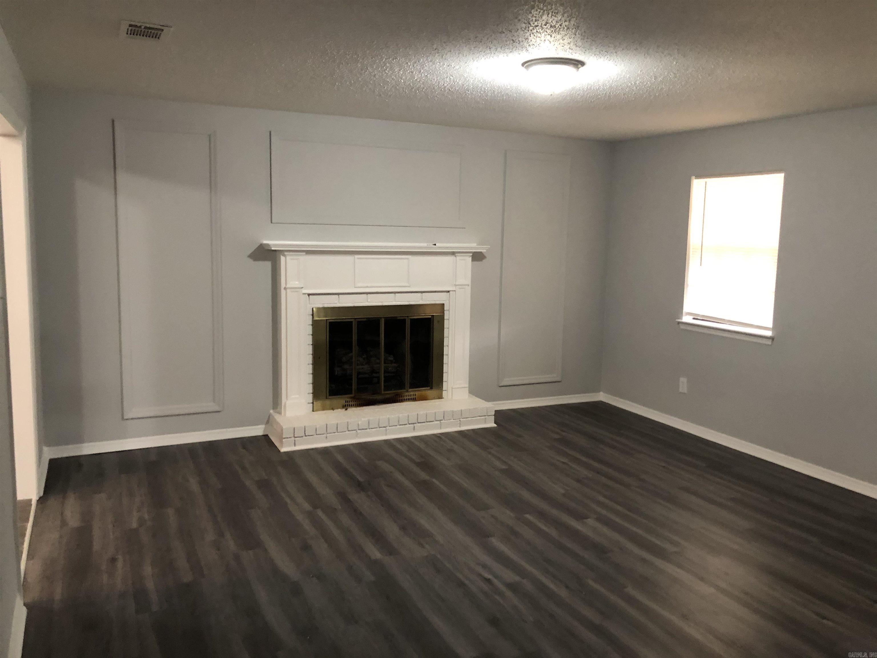 Sara Lynn - Residential