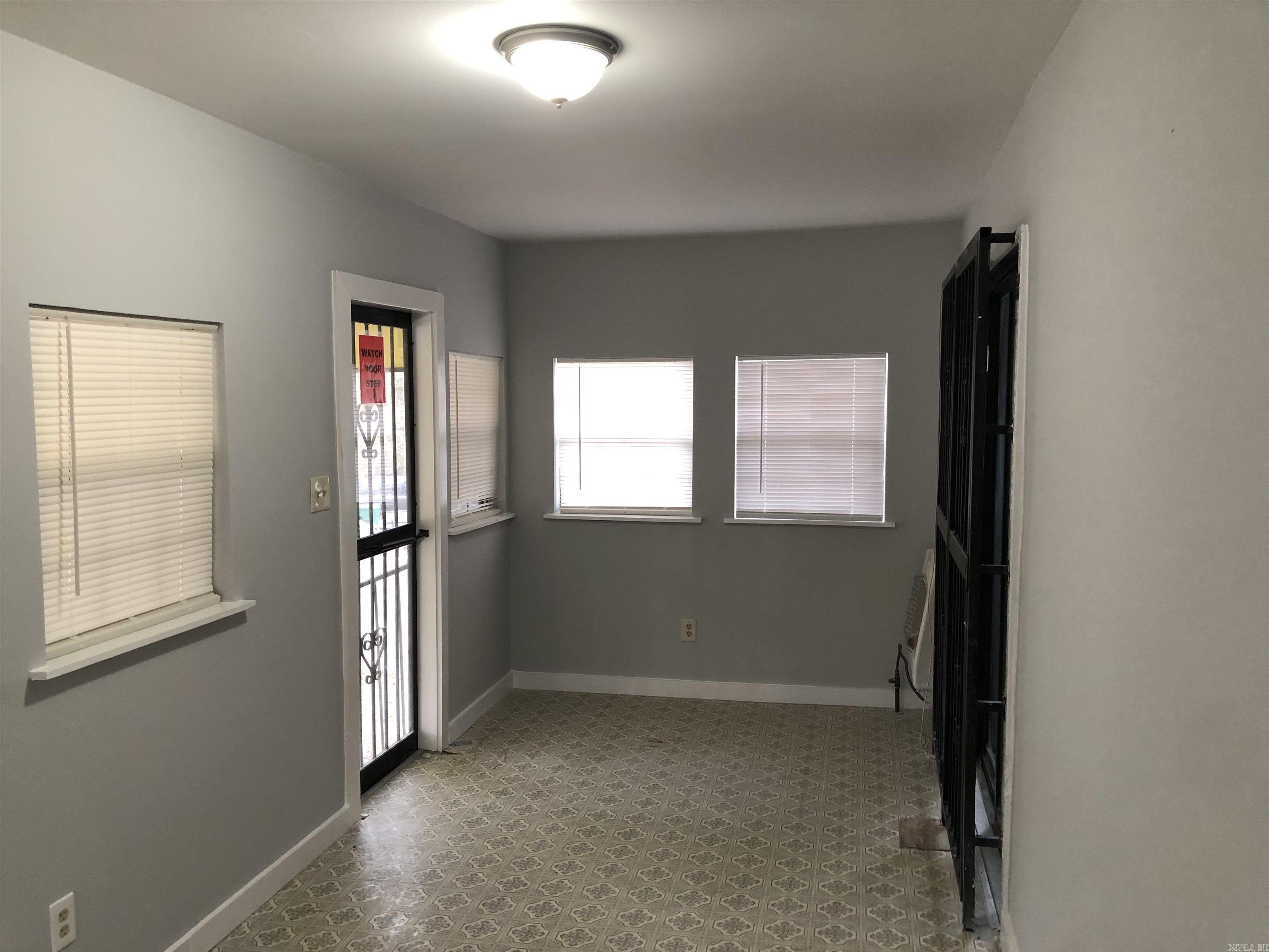 Sara Lynn - Residential