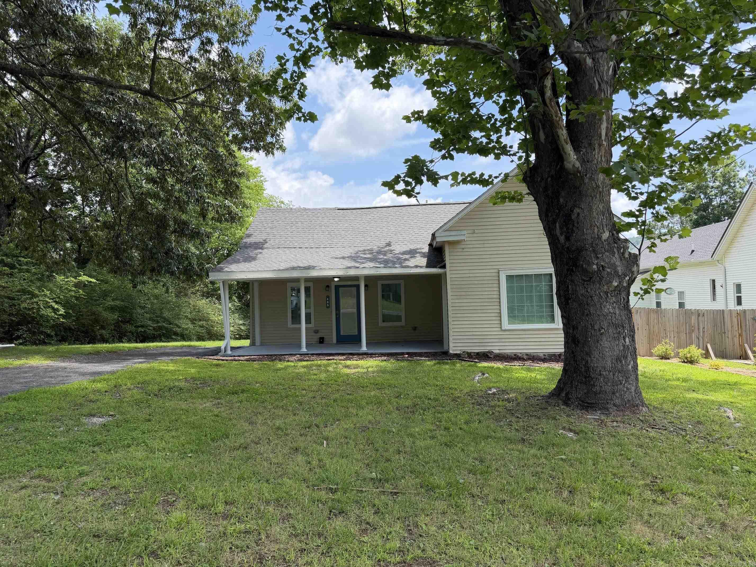 Welcome home to this beautifully crafted modern farmhouse right in the heart of Heber Springs! This home has been totally remodeled with soaring ceilings, rich hardwood floors, and a stunning kitchen with reclaimed hardwood original to this 1902 home.  The spacious open floor plan is filled with natural light and serves as a welcoming place for family and friends.  Enjoy the covered front porch or hang out in the spacious backyard, this house is move in ready and priced to sell1!!