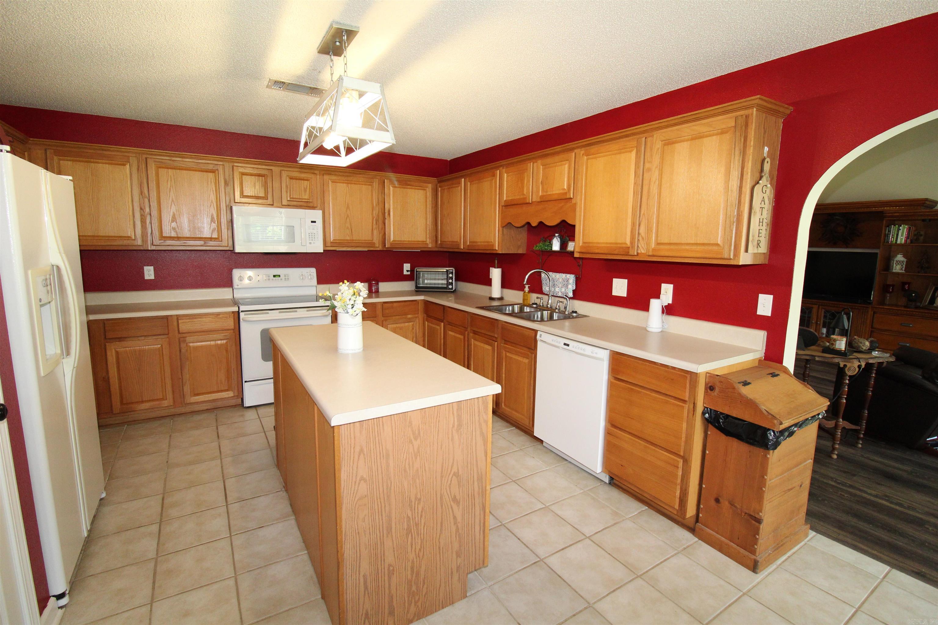 ROBINWOOD 1 - Residential
