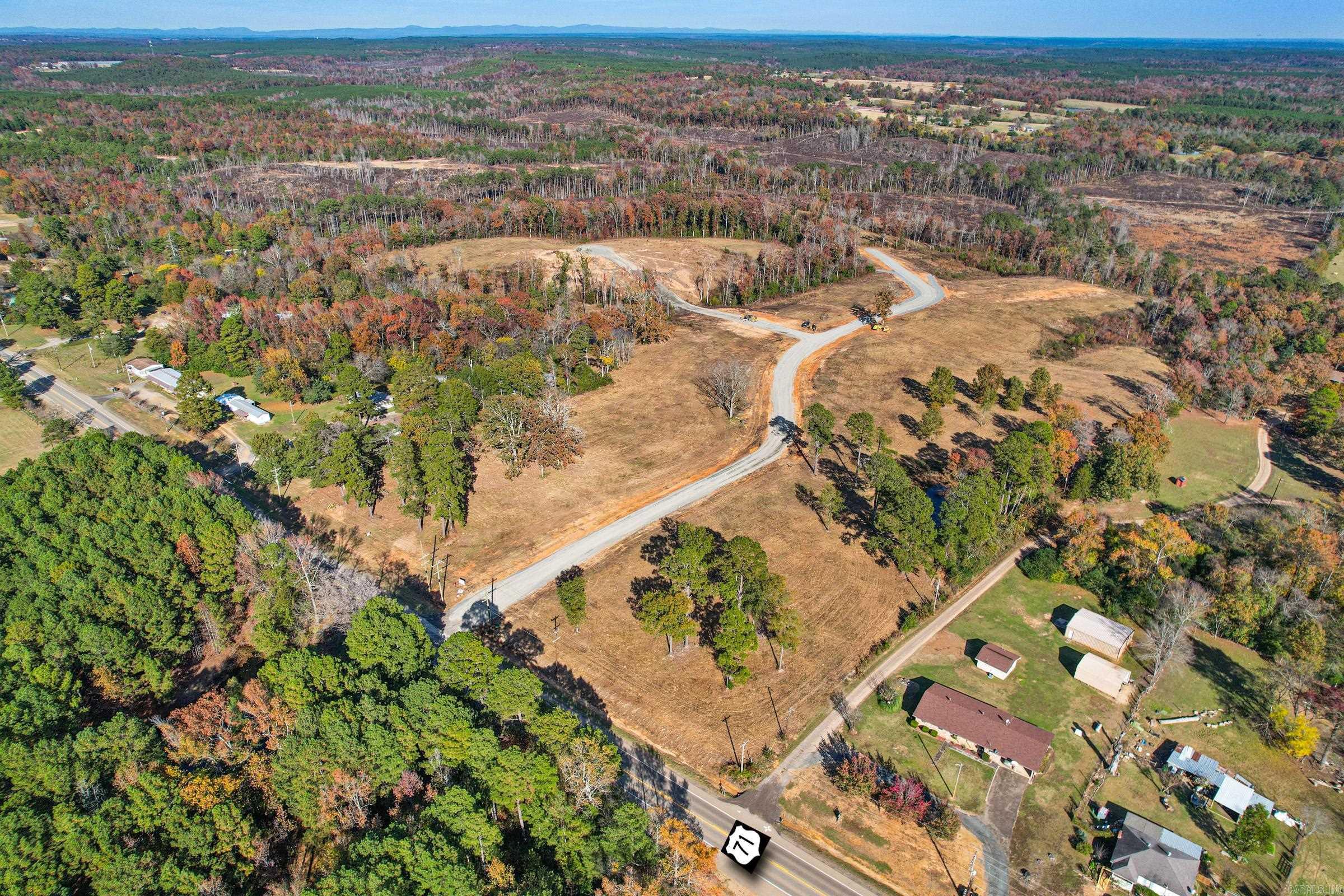 Located just north of DeQueen's city limits in beautiful Sevier County, Rolling Oaks is the ideal subdivision for your new home. This charming community offers essential amenities including county water, gas, and underground electric, ensuring both comfort and convenience. With its picturesque rolling landscape, this is the perfect setting to build your dream home. Don’t miss this opportunity to embrace a serene lifestyle while being close to city amenities!  *Restrictions and Covenants attached*