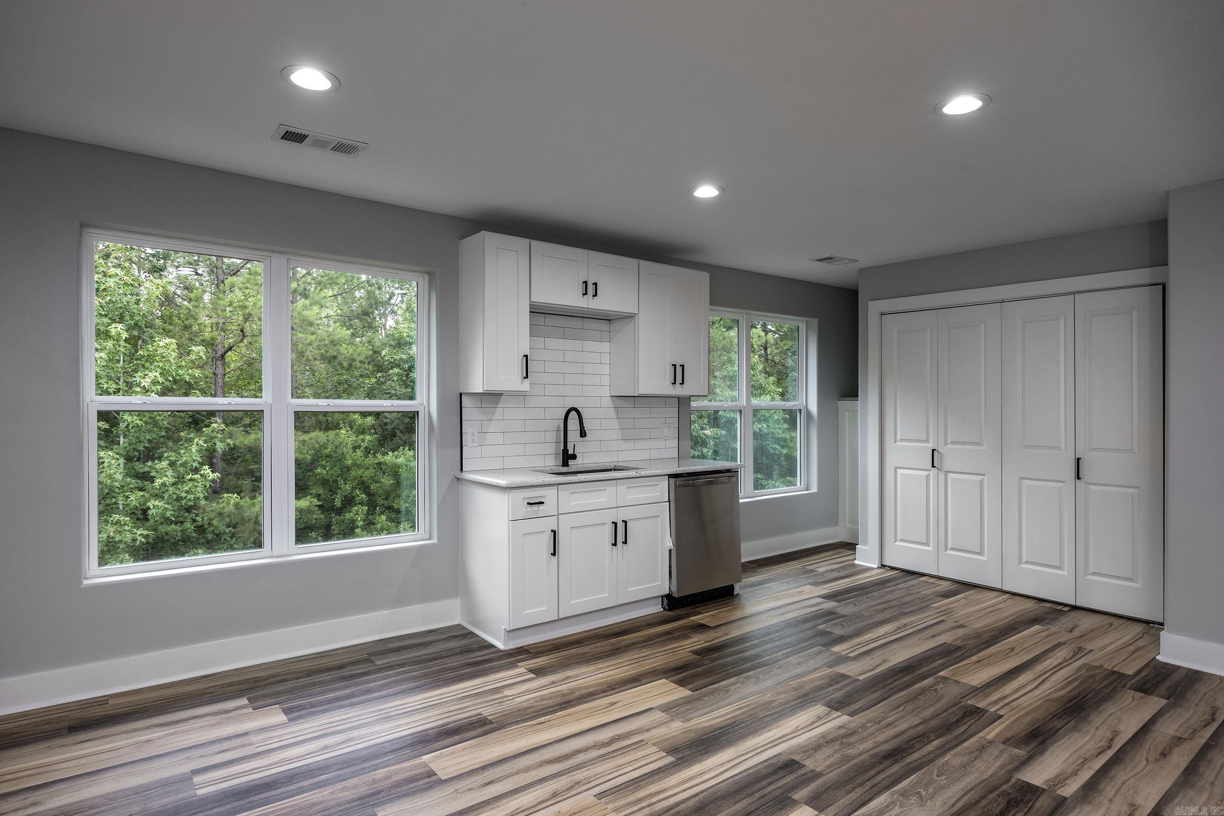 CLARKS CORNER SUB - Residential