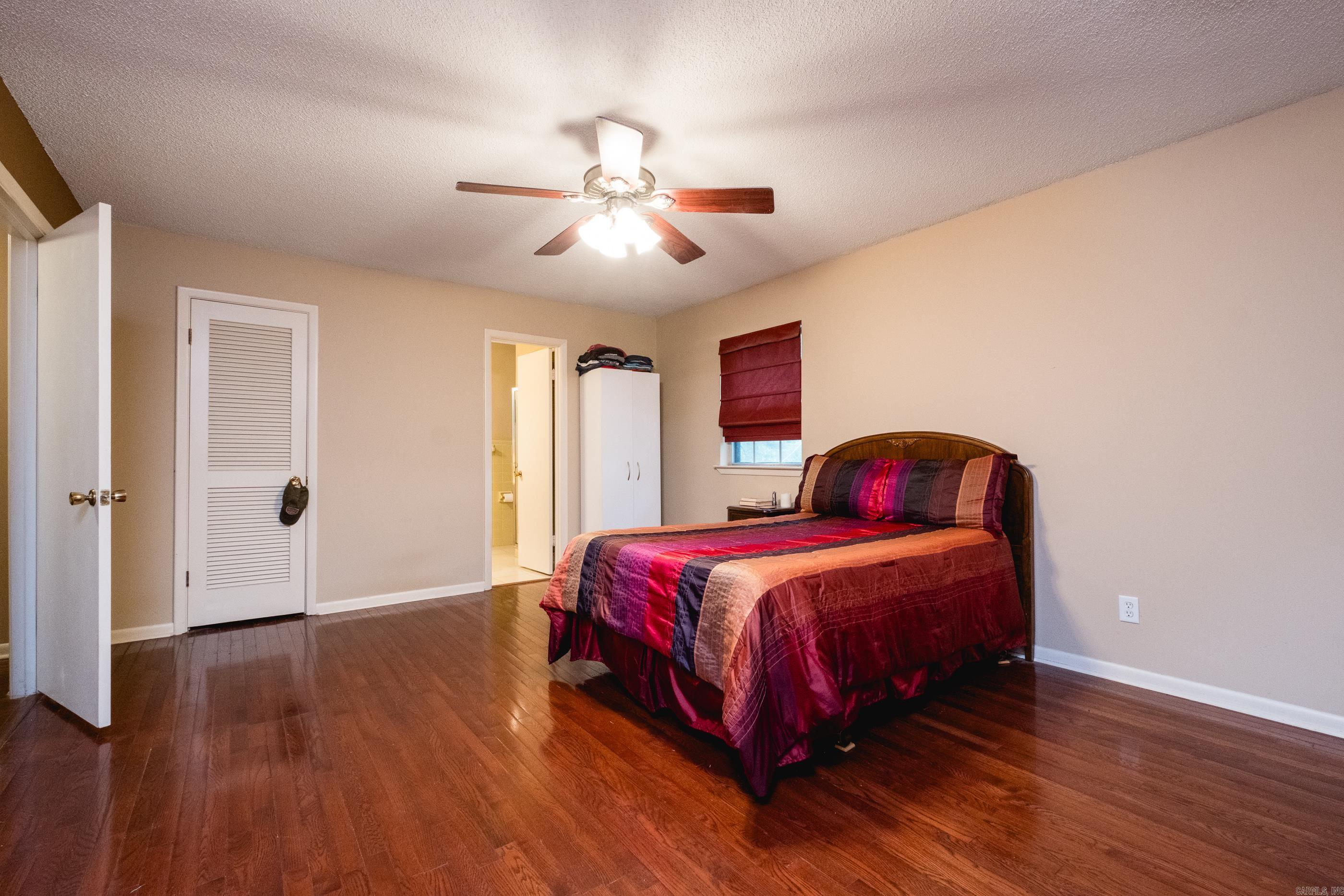 COLONY PARK - Residential