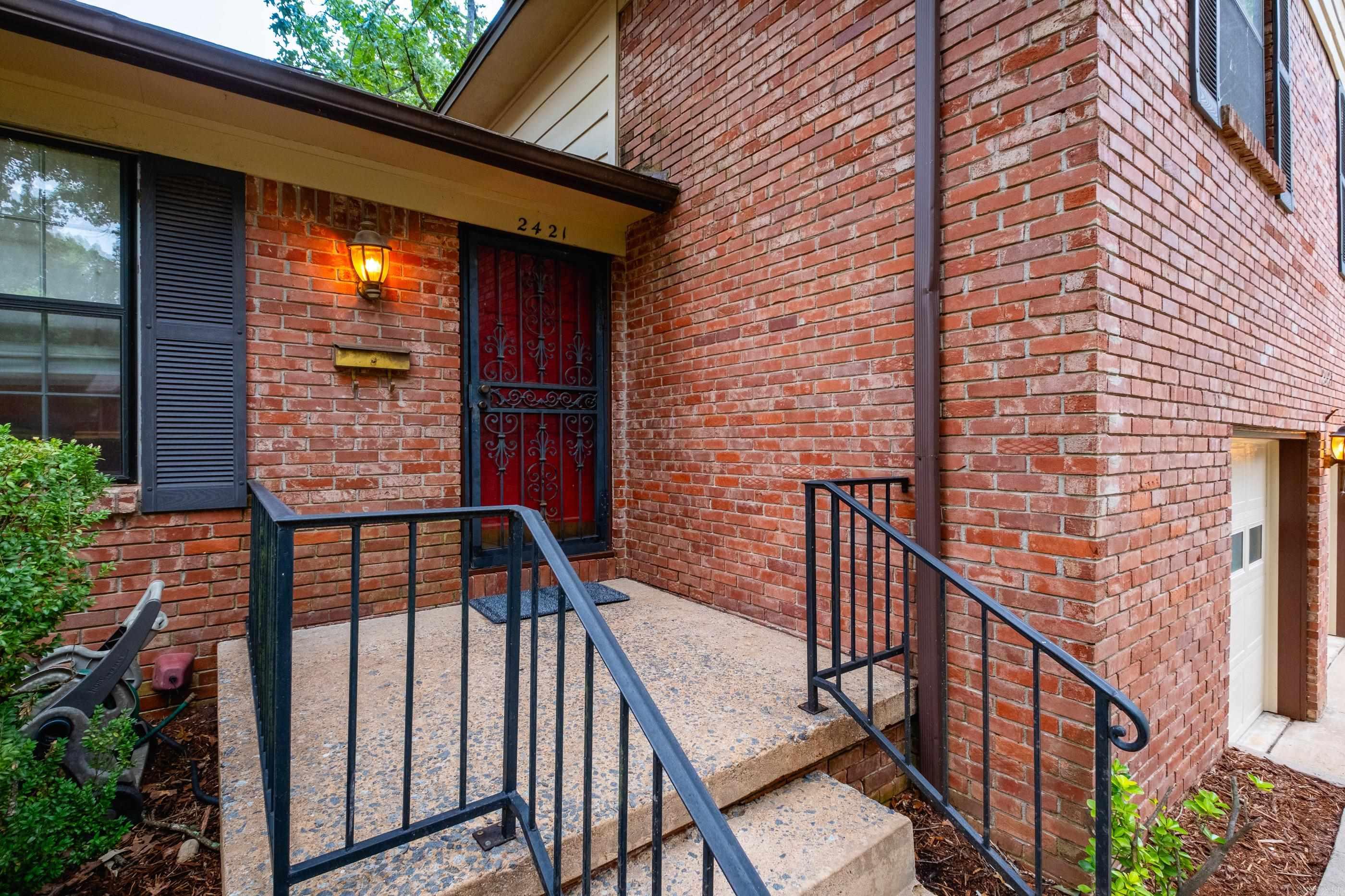 COLONY PARK - Residential