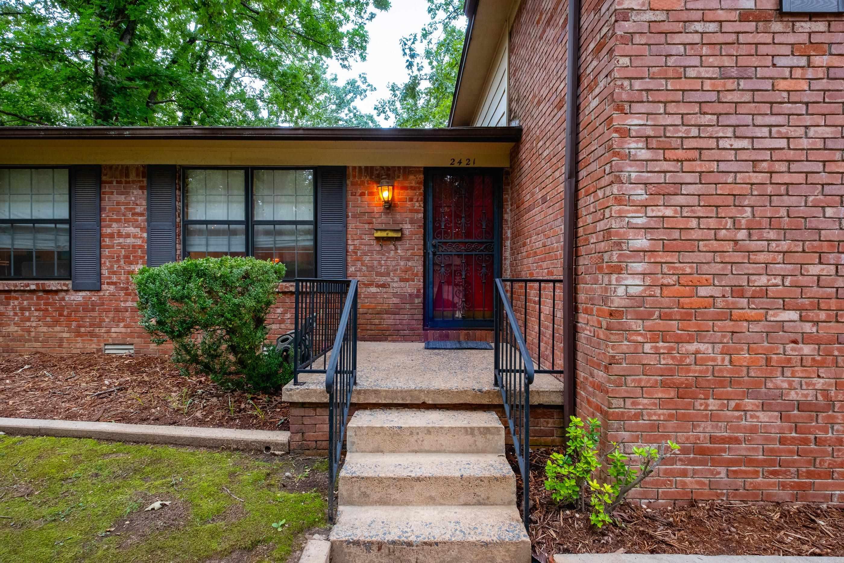 COLONY PARK - Residential