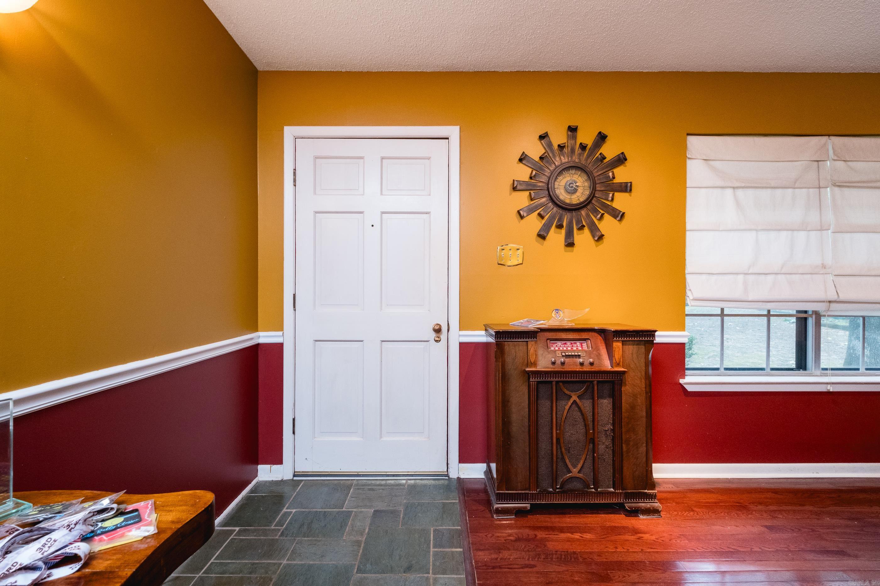 COLONY PARK - Residential
