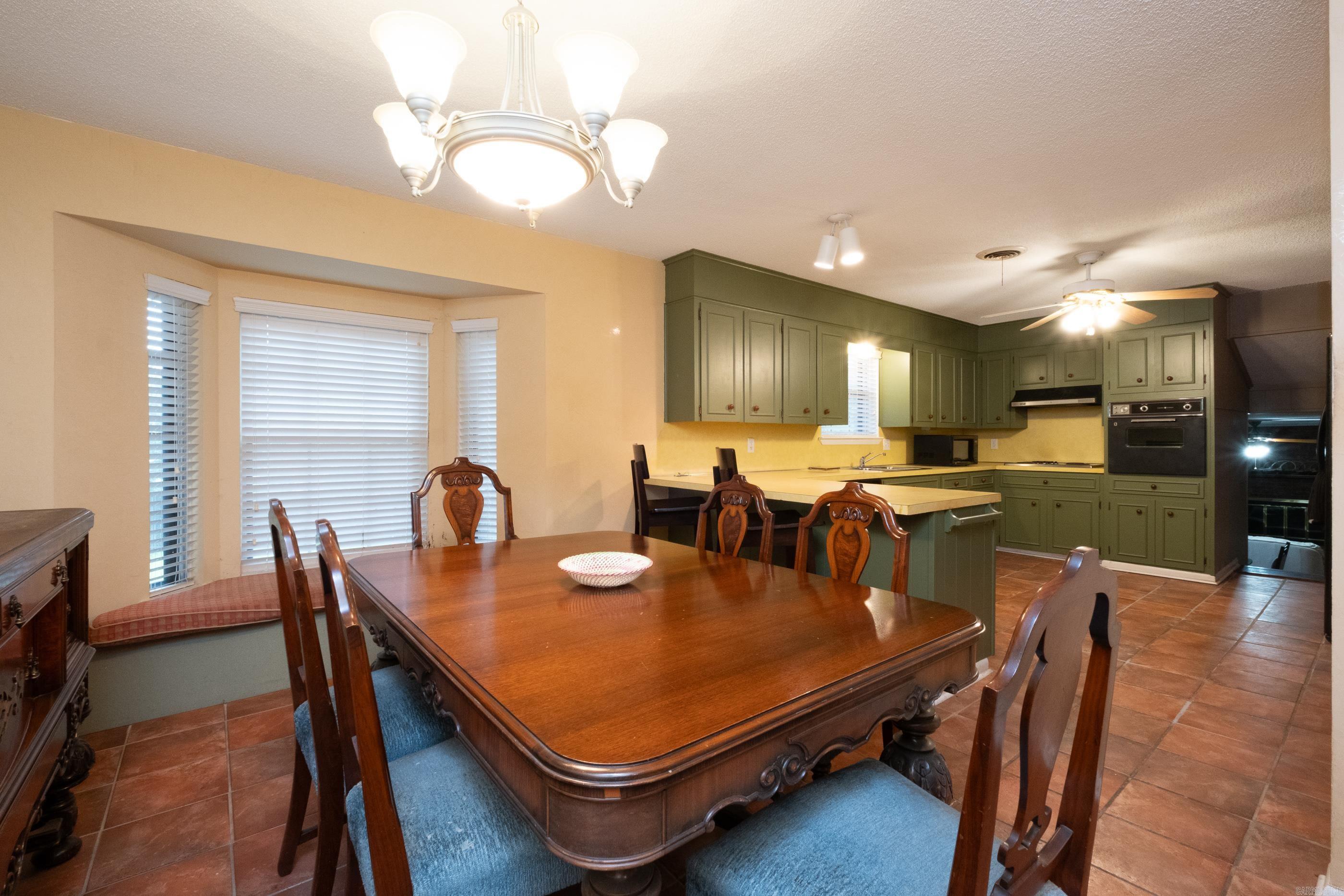 COLONY PARK - Residential