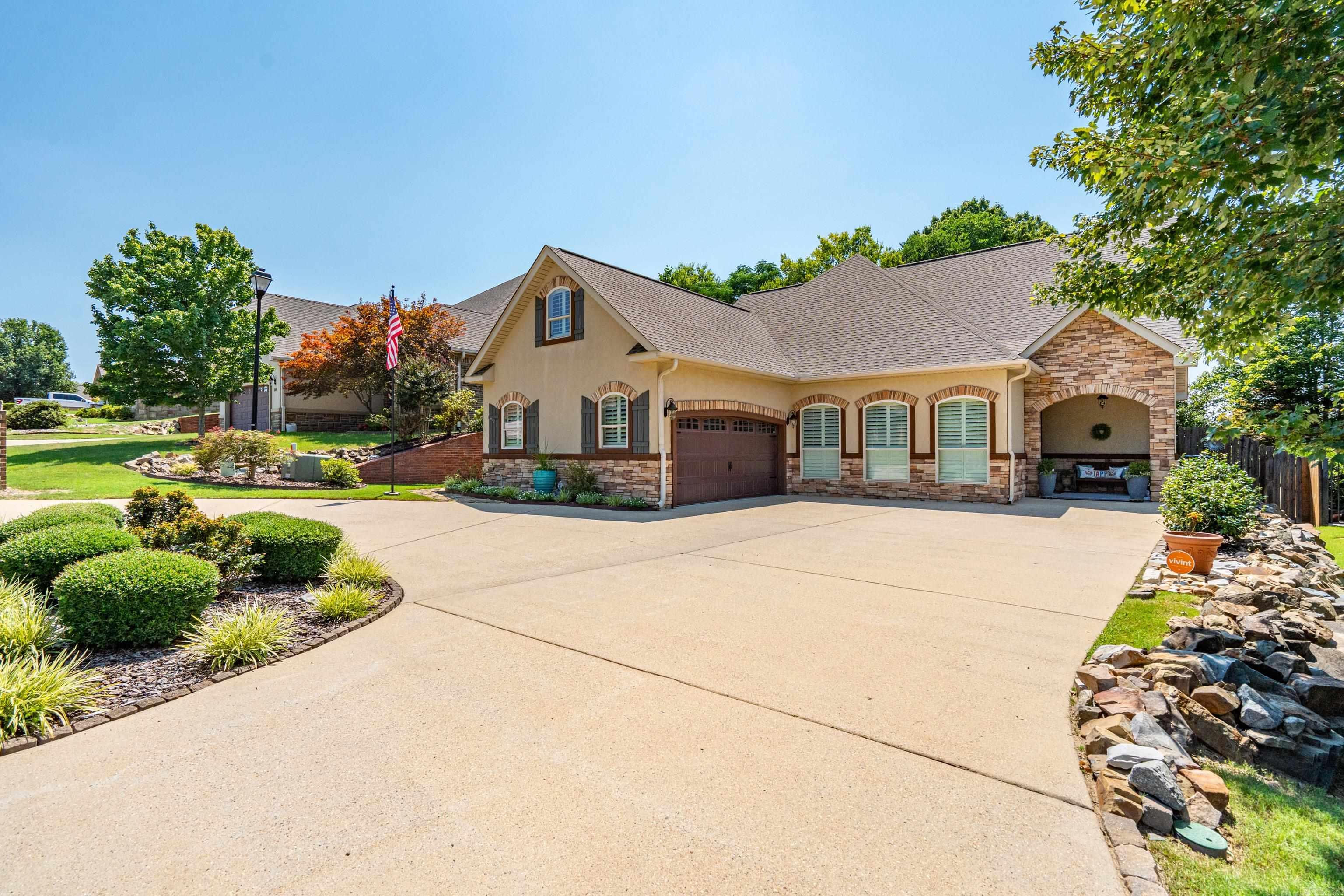 FOREST LAKES GARDEN HOMES - Residential