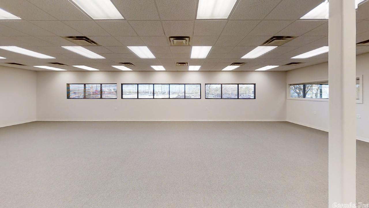 Con-Ark I-40 - Commercial Sale