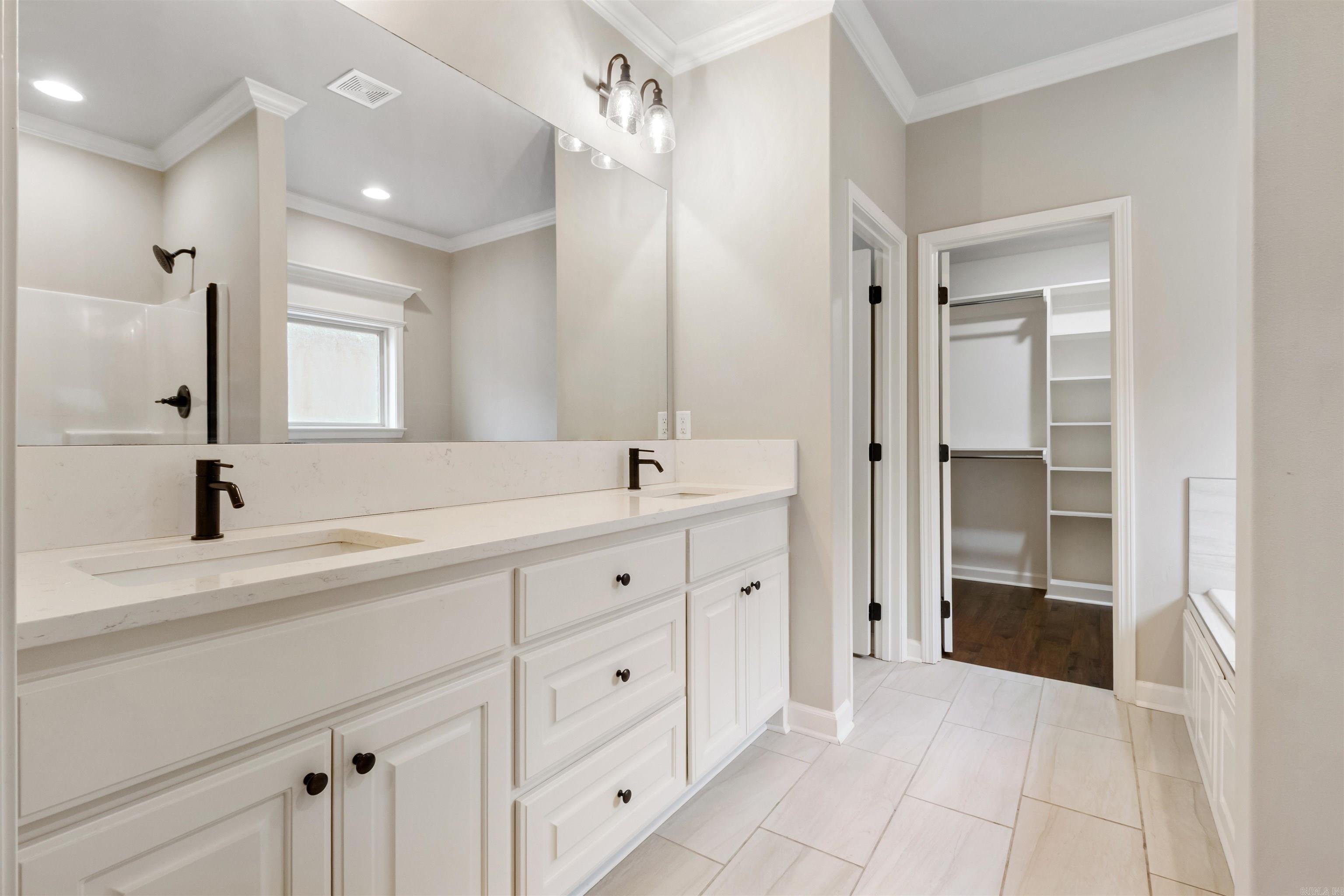 KENWOOD ESTATES SUB PH 5 - Residential