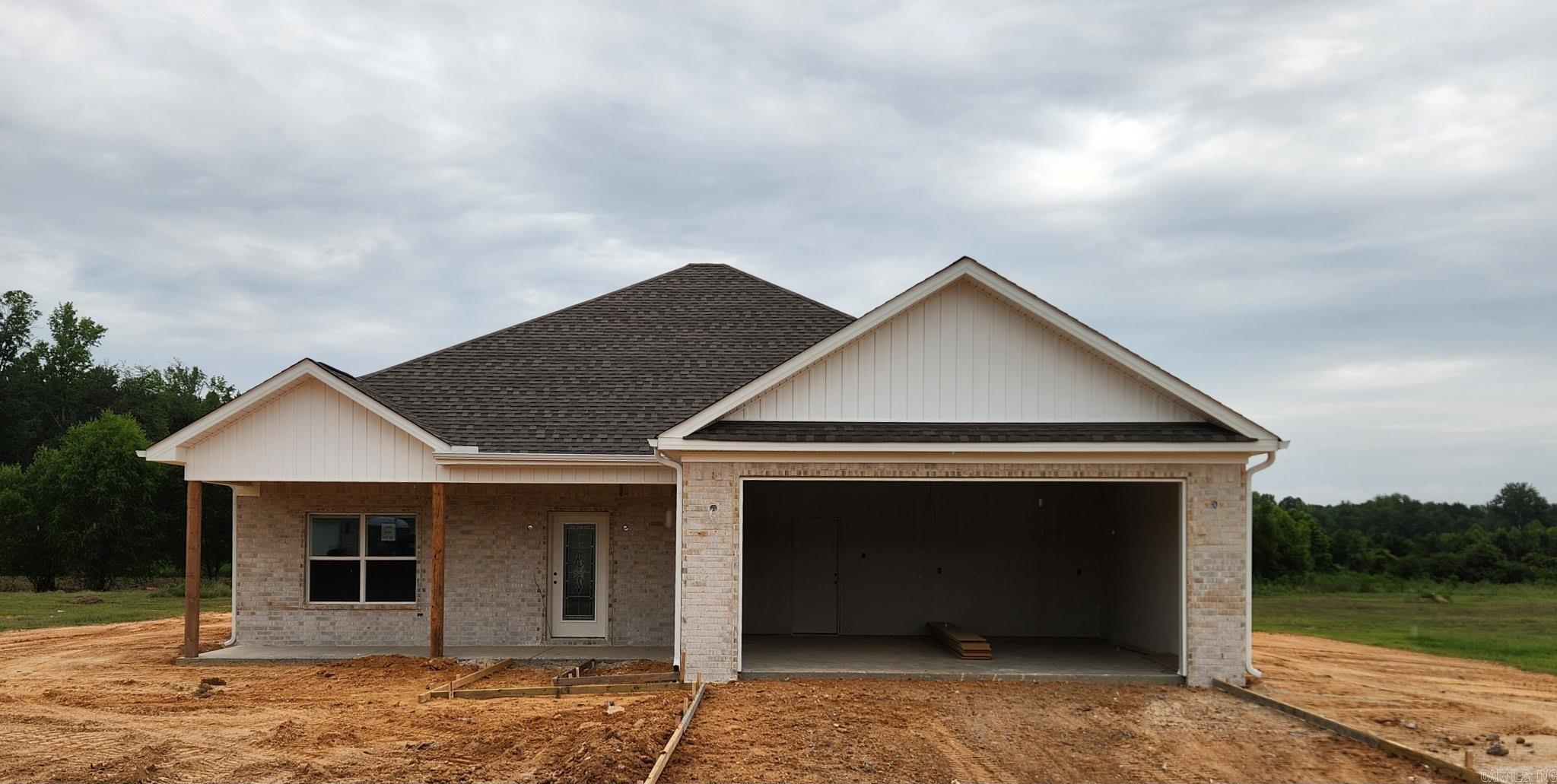 WINCHESTER ESTATES - Residential