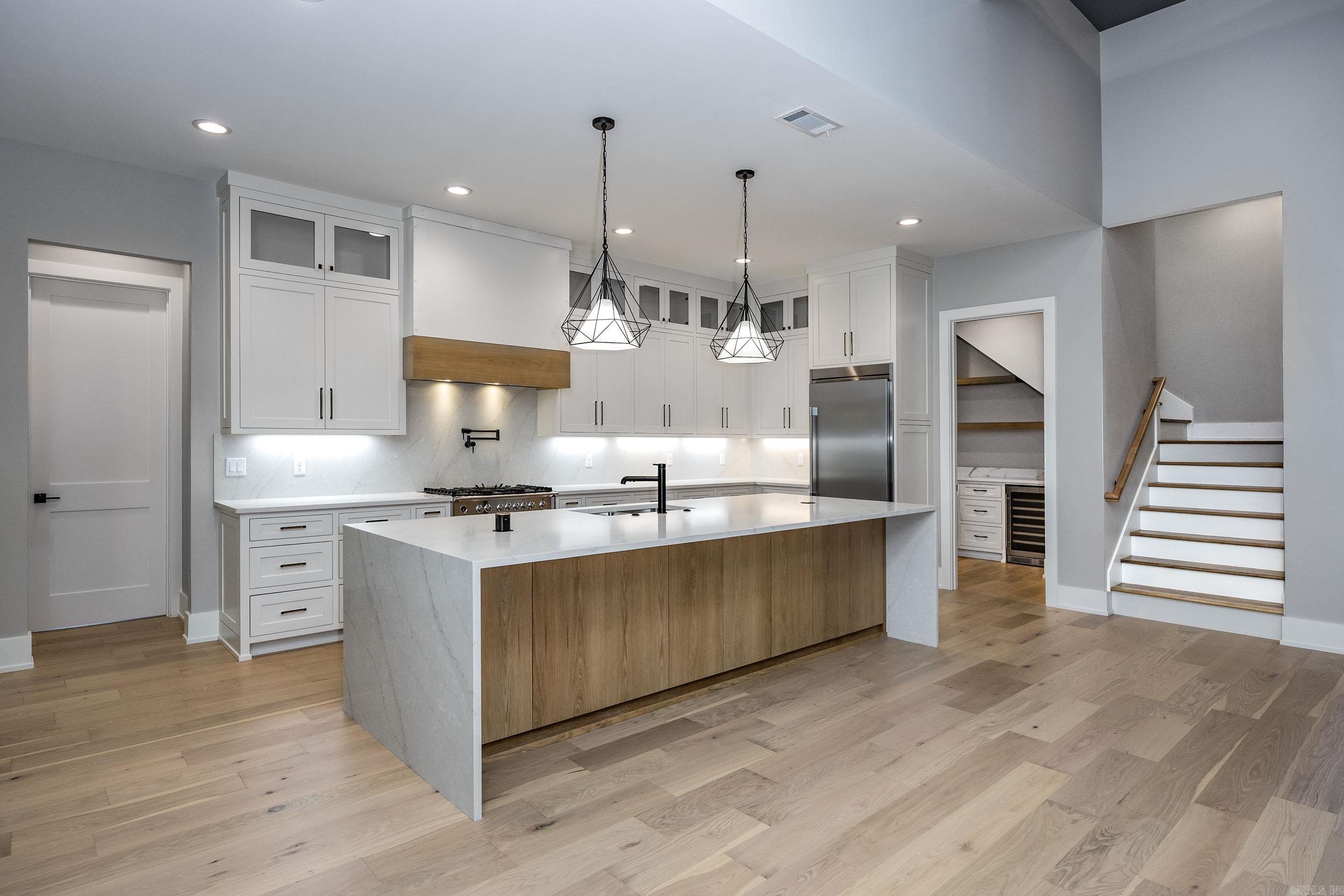 CHENAL VALLEY ABINGTON COURT - Residential