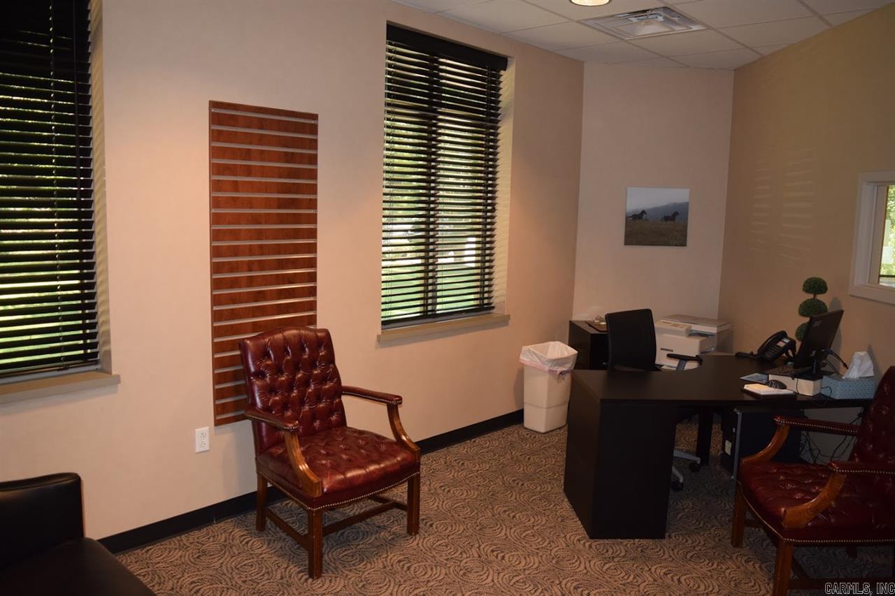 BAPTIST HEALTH KANIS SOUTH - Commercial Sale