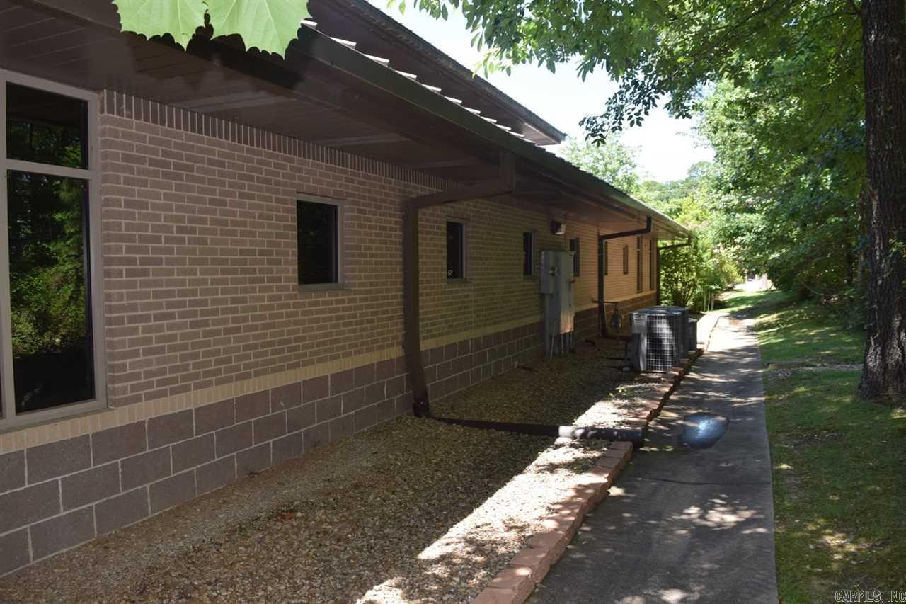 BAPTIST HEALTH KANIS SOUTH - Commercial Sale
