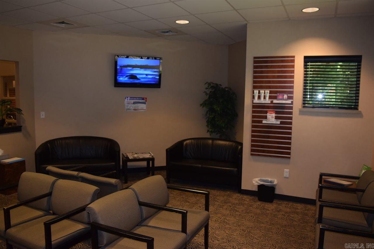 BAPTIST HEALTH KANIS SOUTH - Commercial Sale