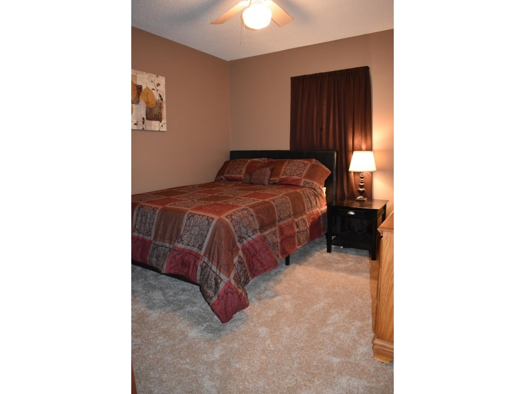 OTTER CREEK VILLAGE COML - Residential