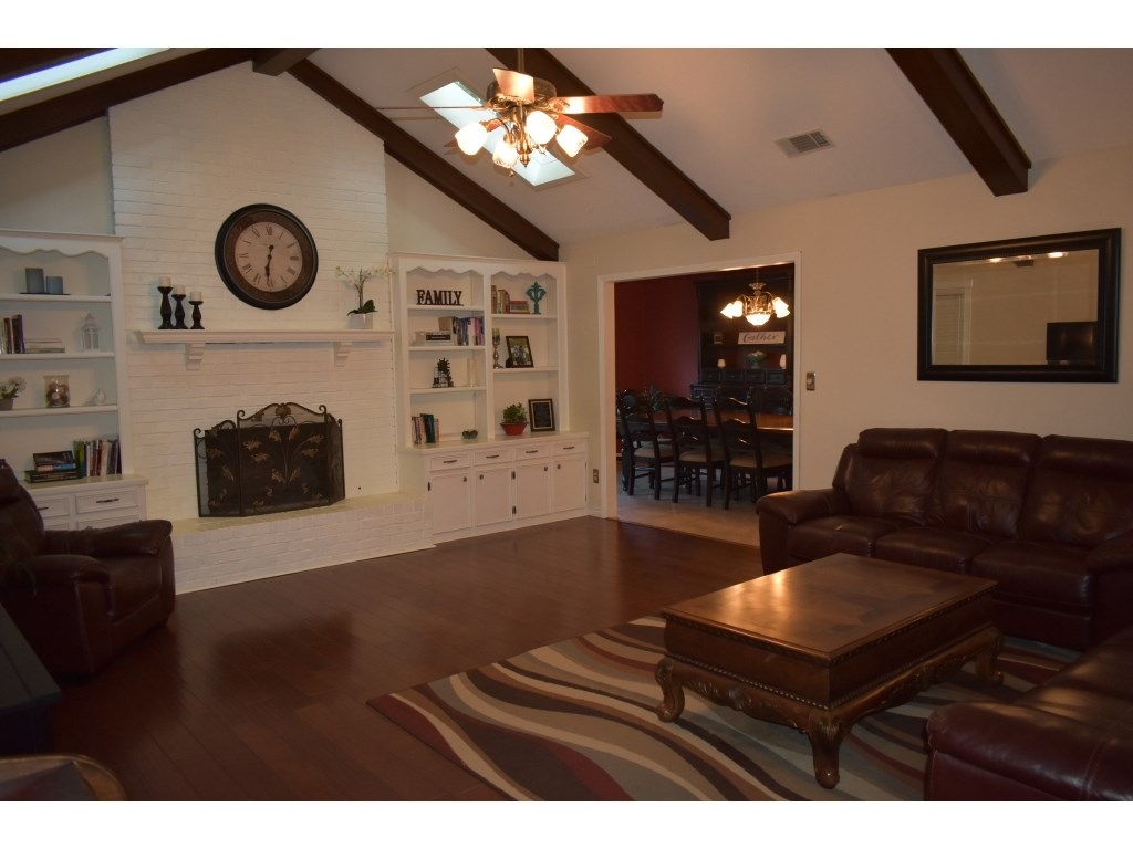 OTTER CREEK VILLAGE COML - Residential