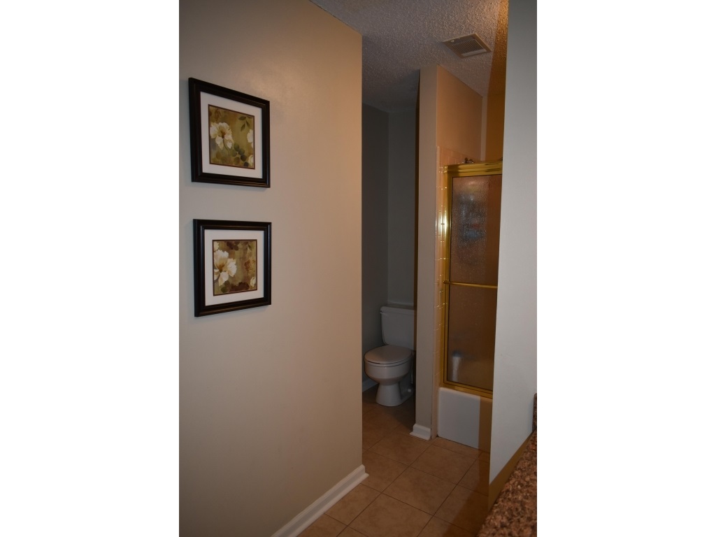 OTTER CREEK VILLAGE COML - Residential