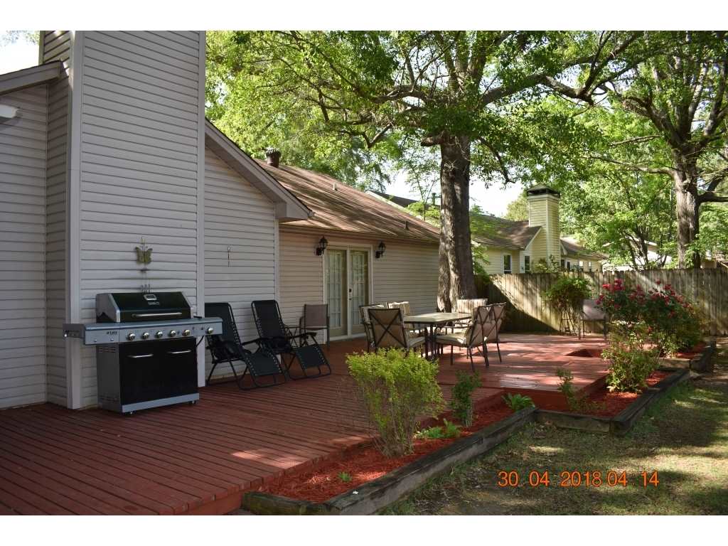 OTTER CREEK VILLAGE COML - Residential