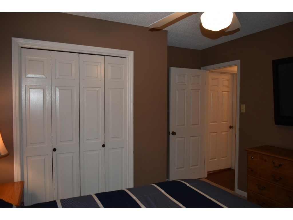 OTTER CREEK VILLAGE COML - Residential