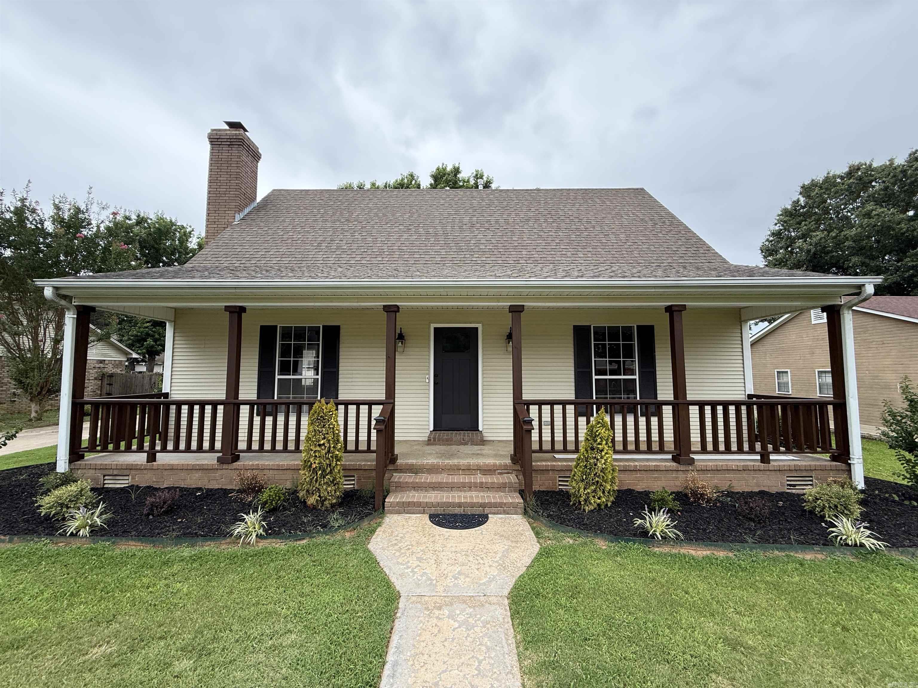 CHARLESTOWNE - Residential