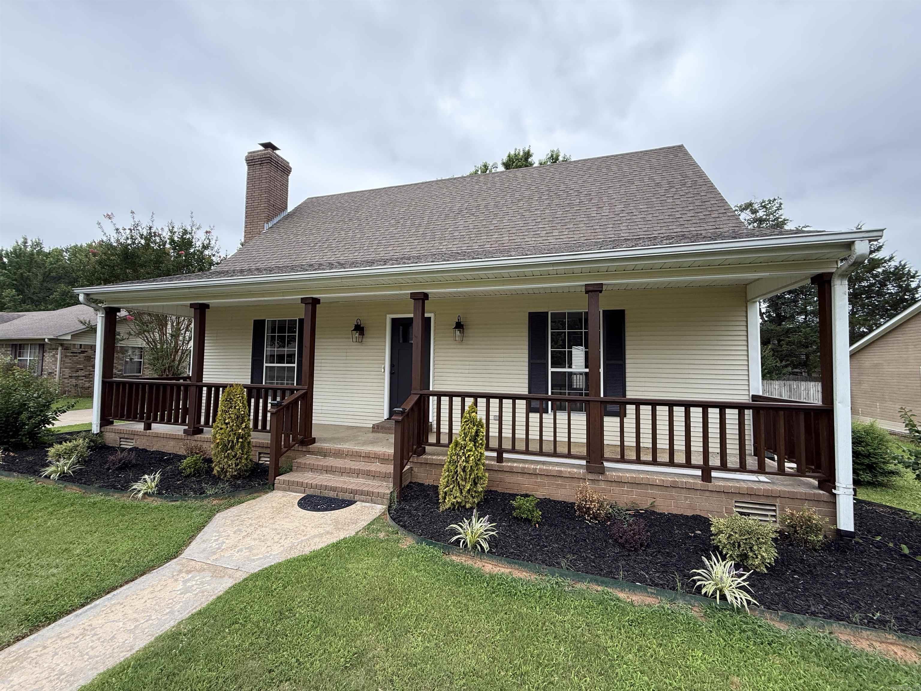 CHARLESTOWNE - Residential