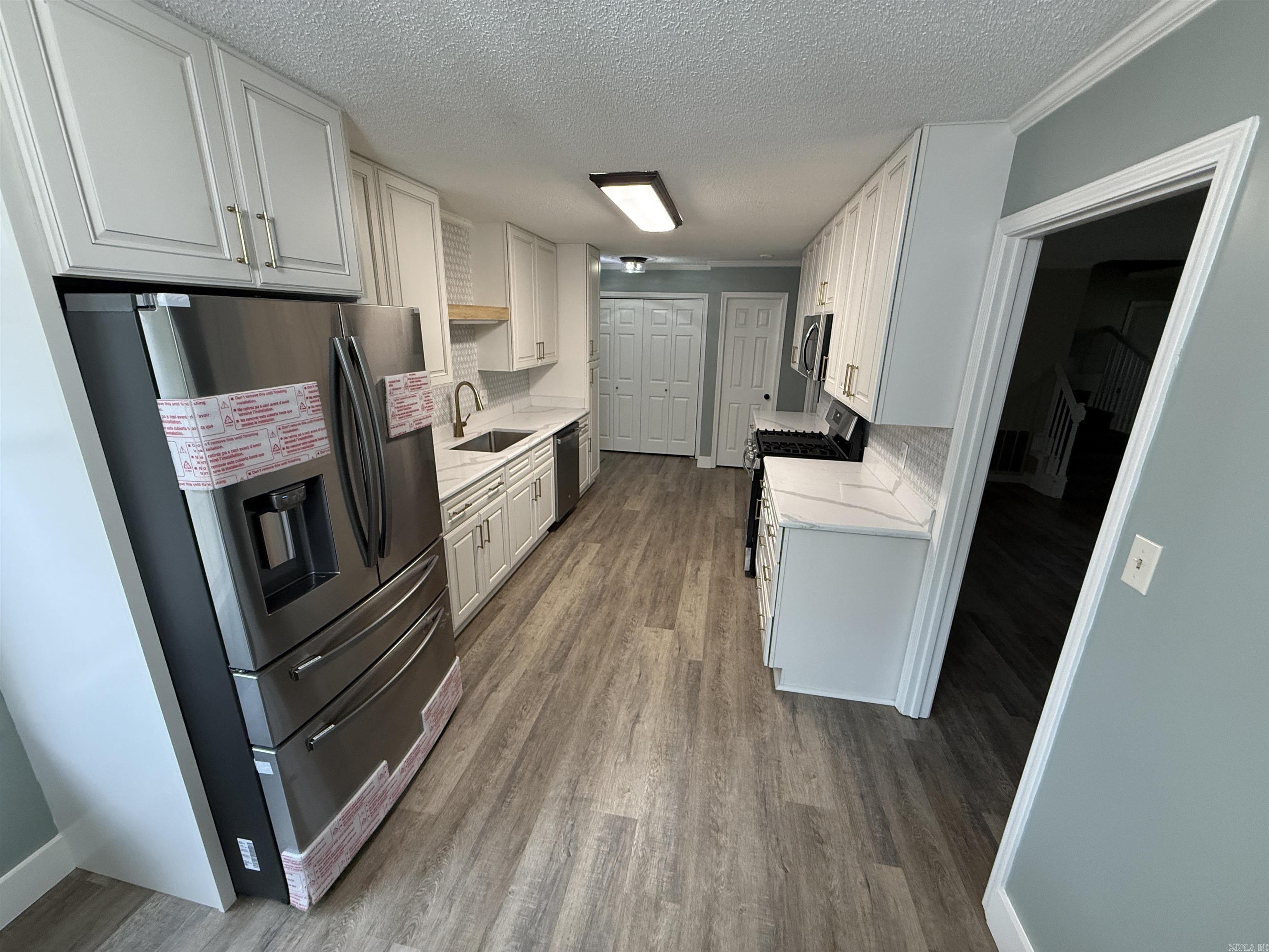 CHARLESTOWNE - Residential