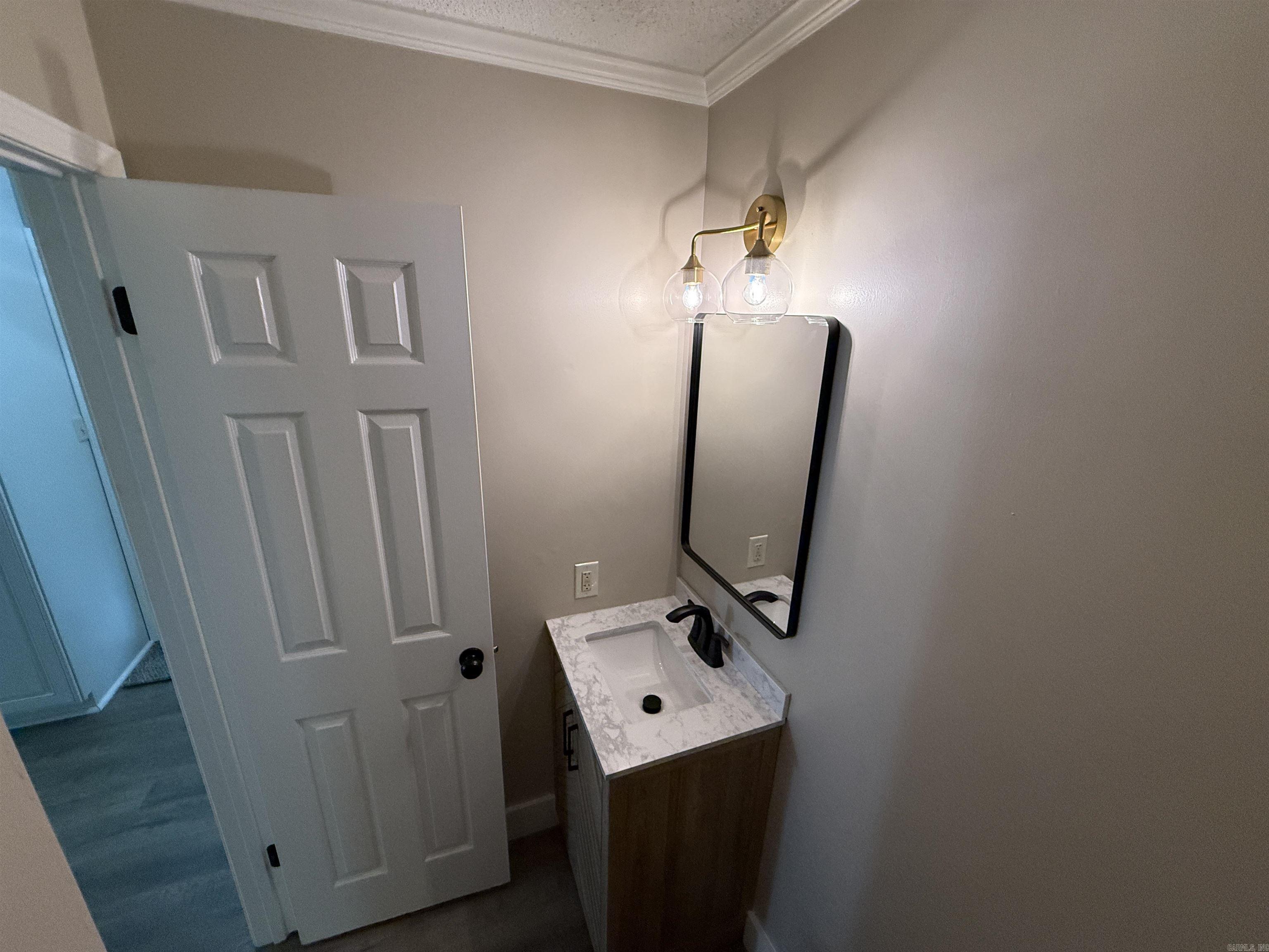 CHARLESTOWNE - Residential