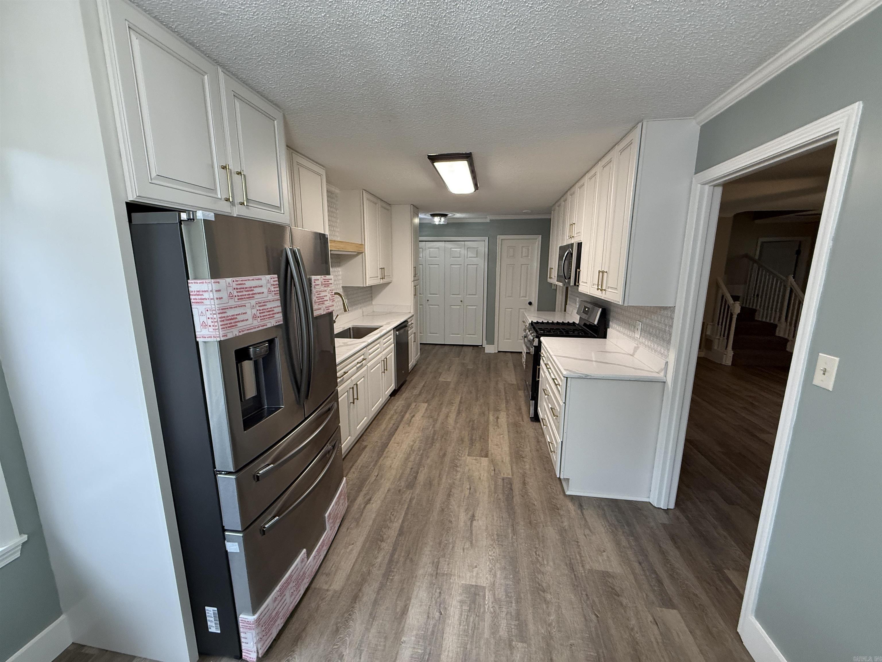 CHARLESTOWNE - Residential
