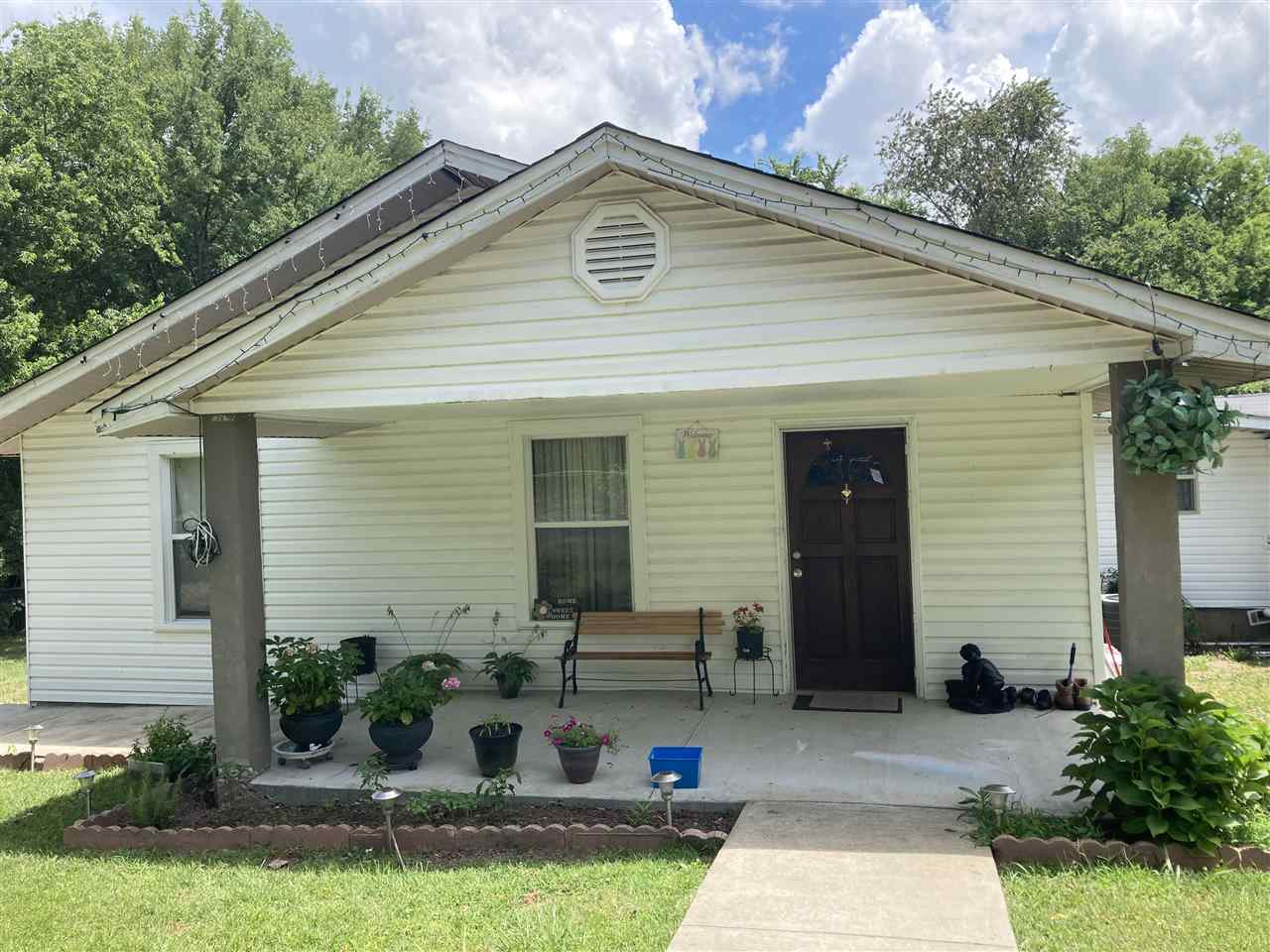 Well maintained 3 bedroom, 2 bath home near schools, shopping and Oaklawn Racing & Resort. This well cared for home has new roofin 2018, updated windows, doors, and flooring. Large storage area in back. Large backyard. Currently rented for over a $1,000 a month .All appliances stay.