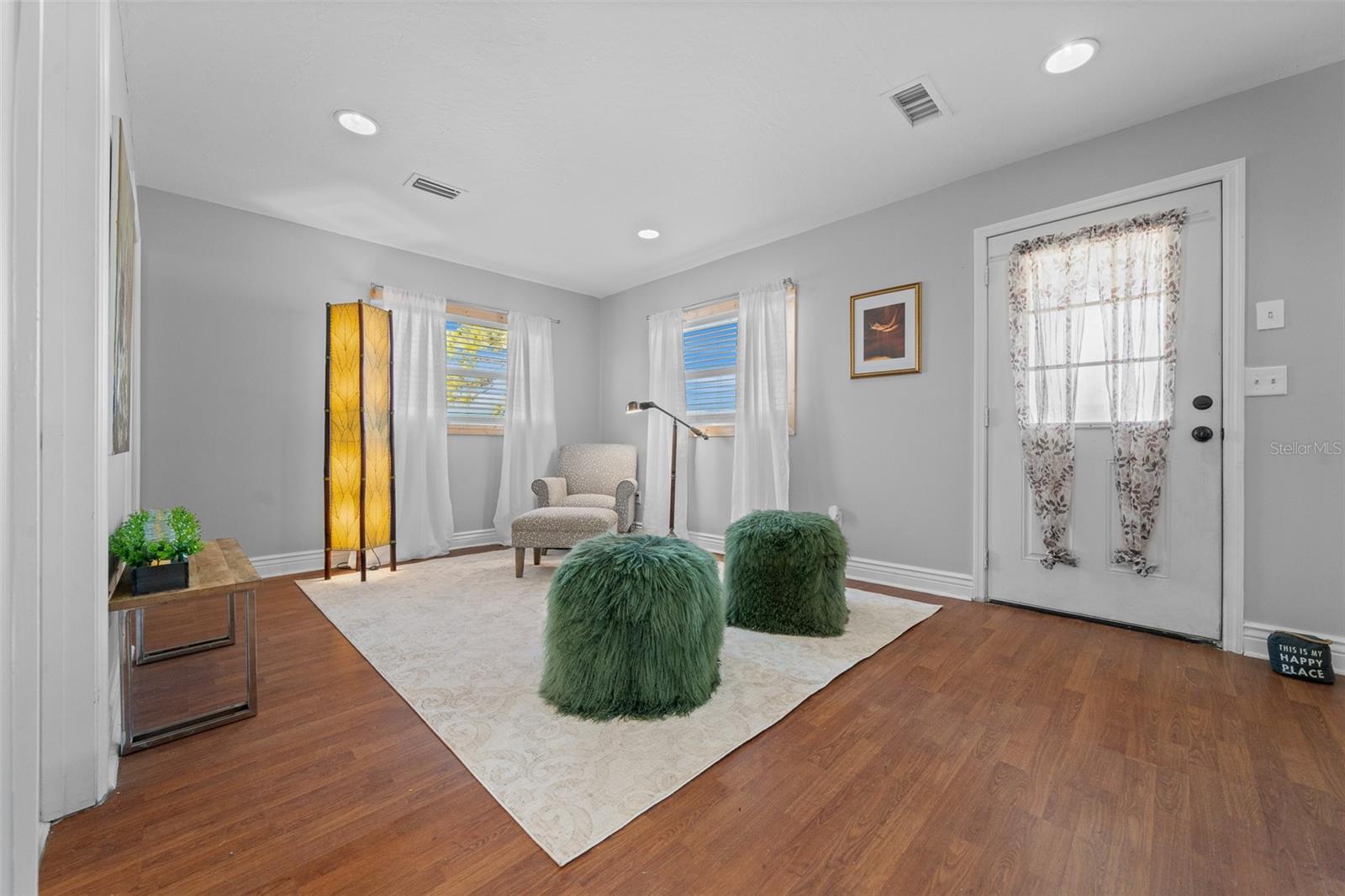 WILLISTON MILE - Residential